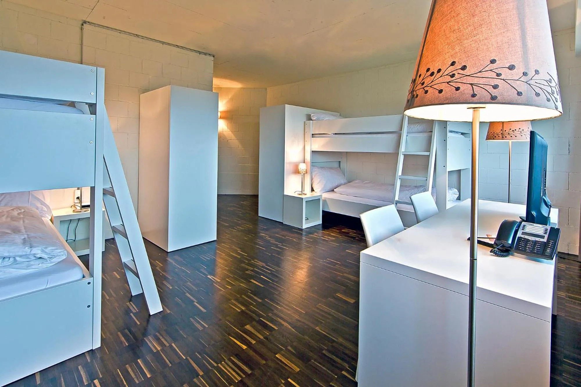 bunk bed, Bed in Omnium Sport Hotel