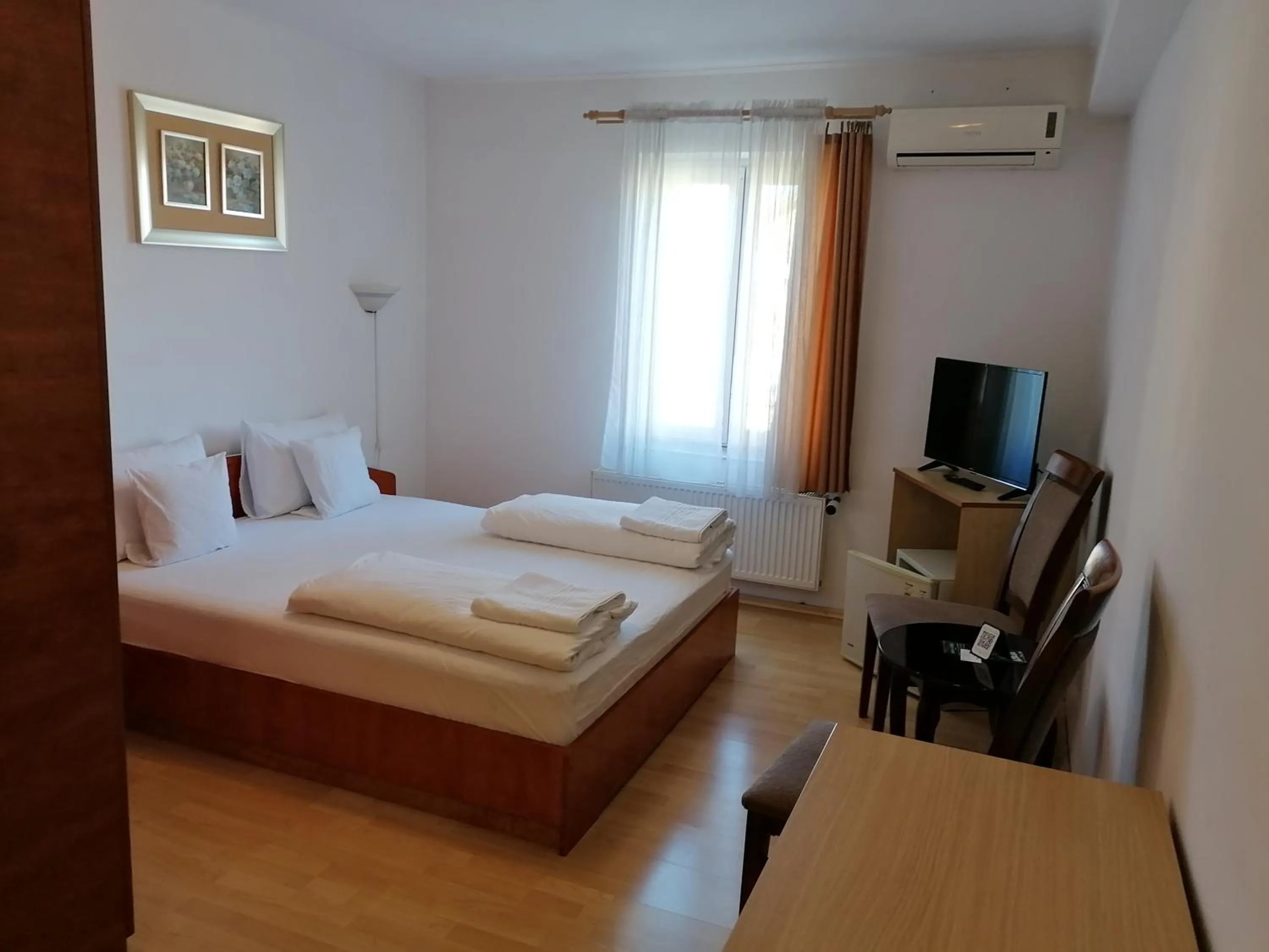 Photo of the whole room, Bed in Casa La Fayette