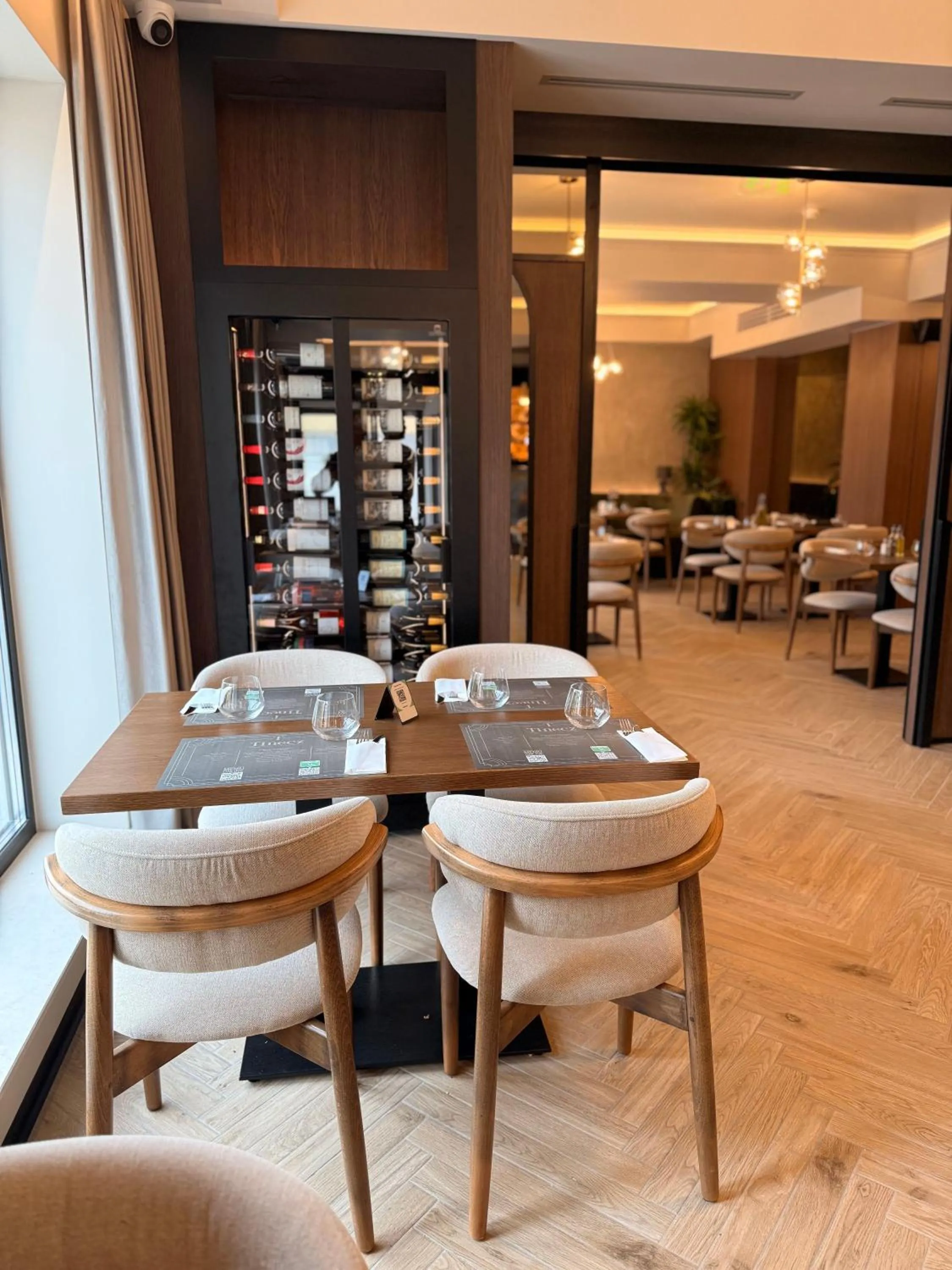 Restaurant/places to eat in Casa La Fayette