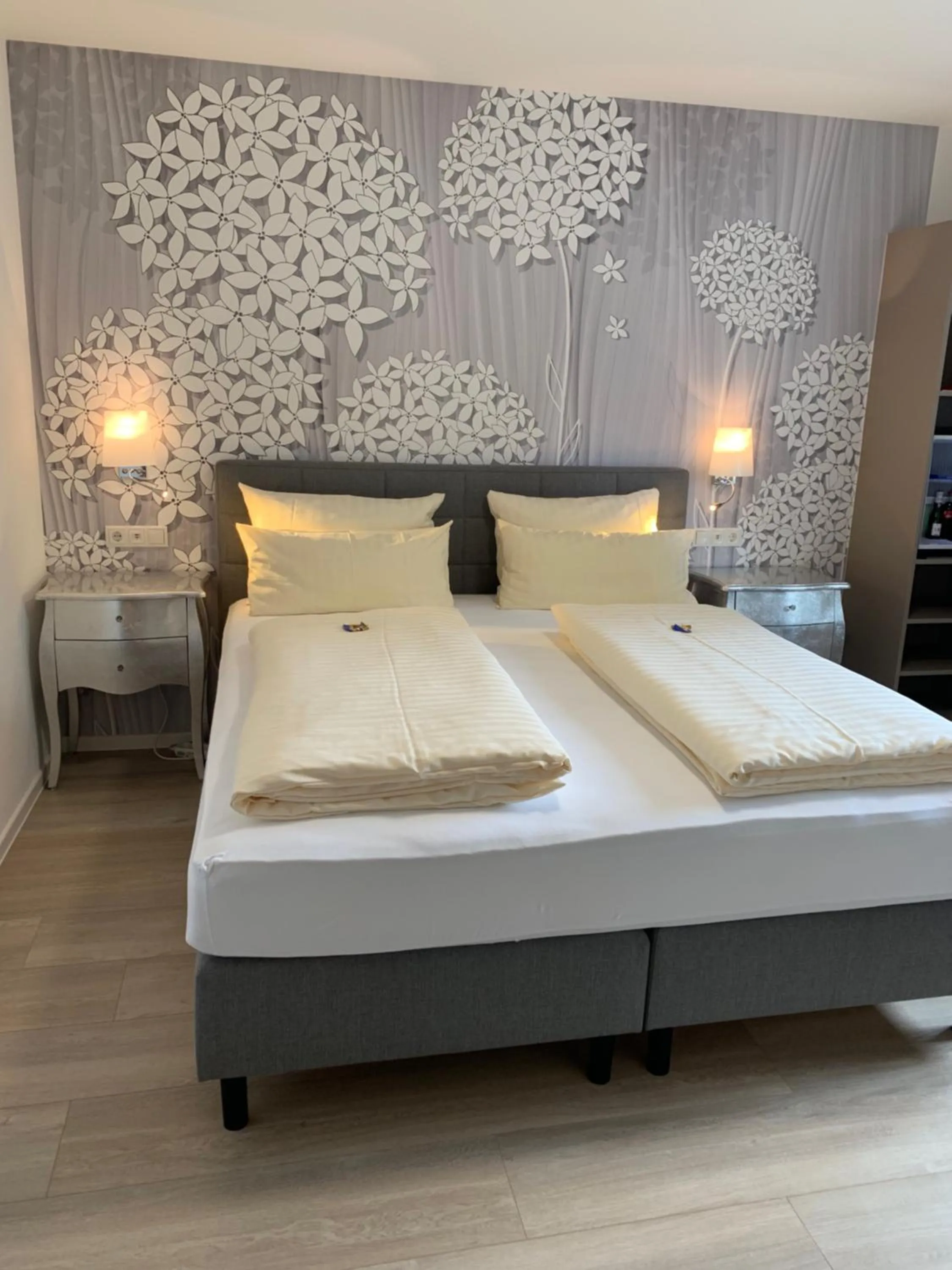 Photo of the whole room, Bed in Hotel-Restaurant Sebastianushof