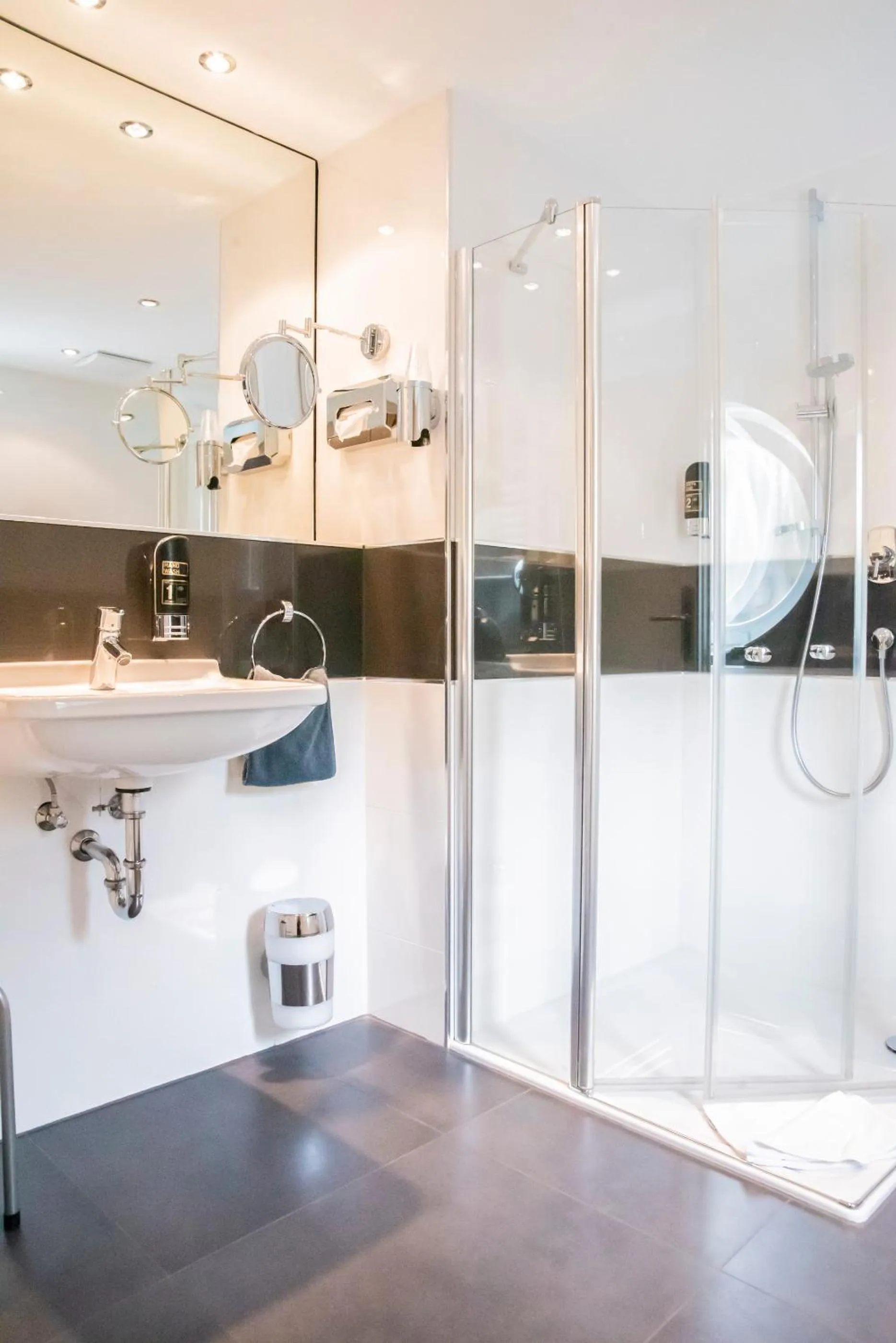 Bathroom in Hotel-Restaurant Sebastianushof