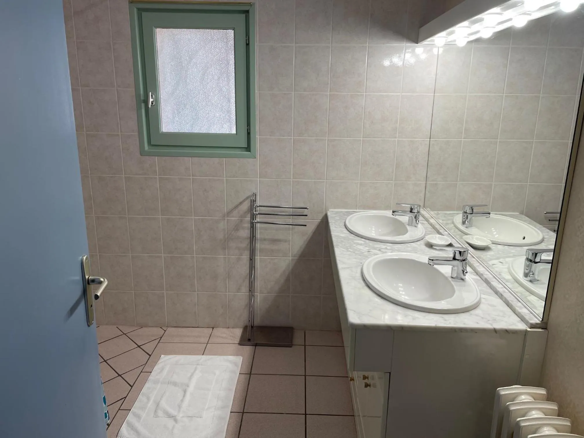 Shower in Du côté de chez Sam