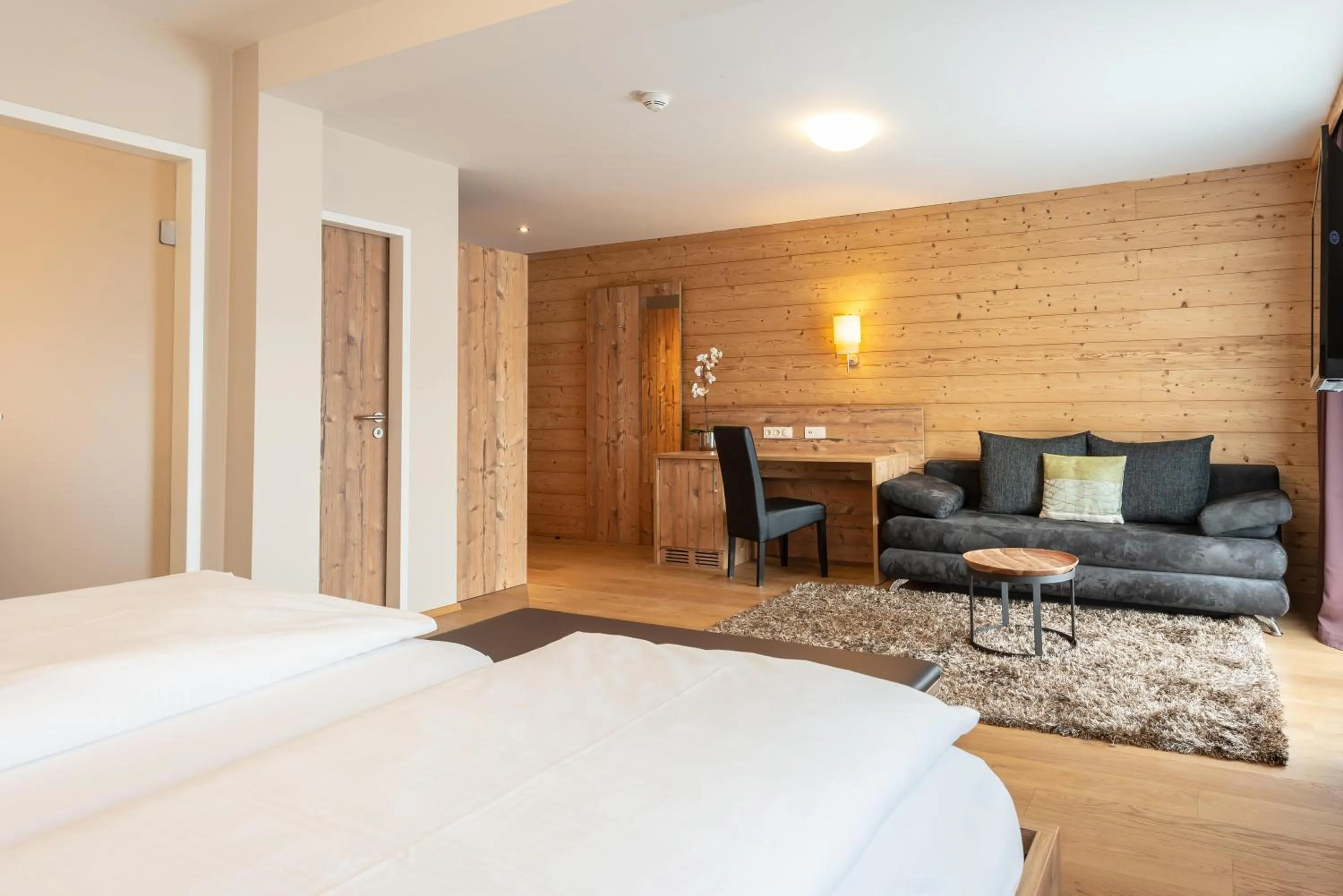 Photo of the whole room, Bed in Hotel Dirsch Wellness & Spa Resort