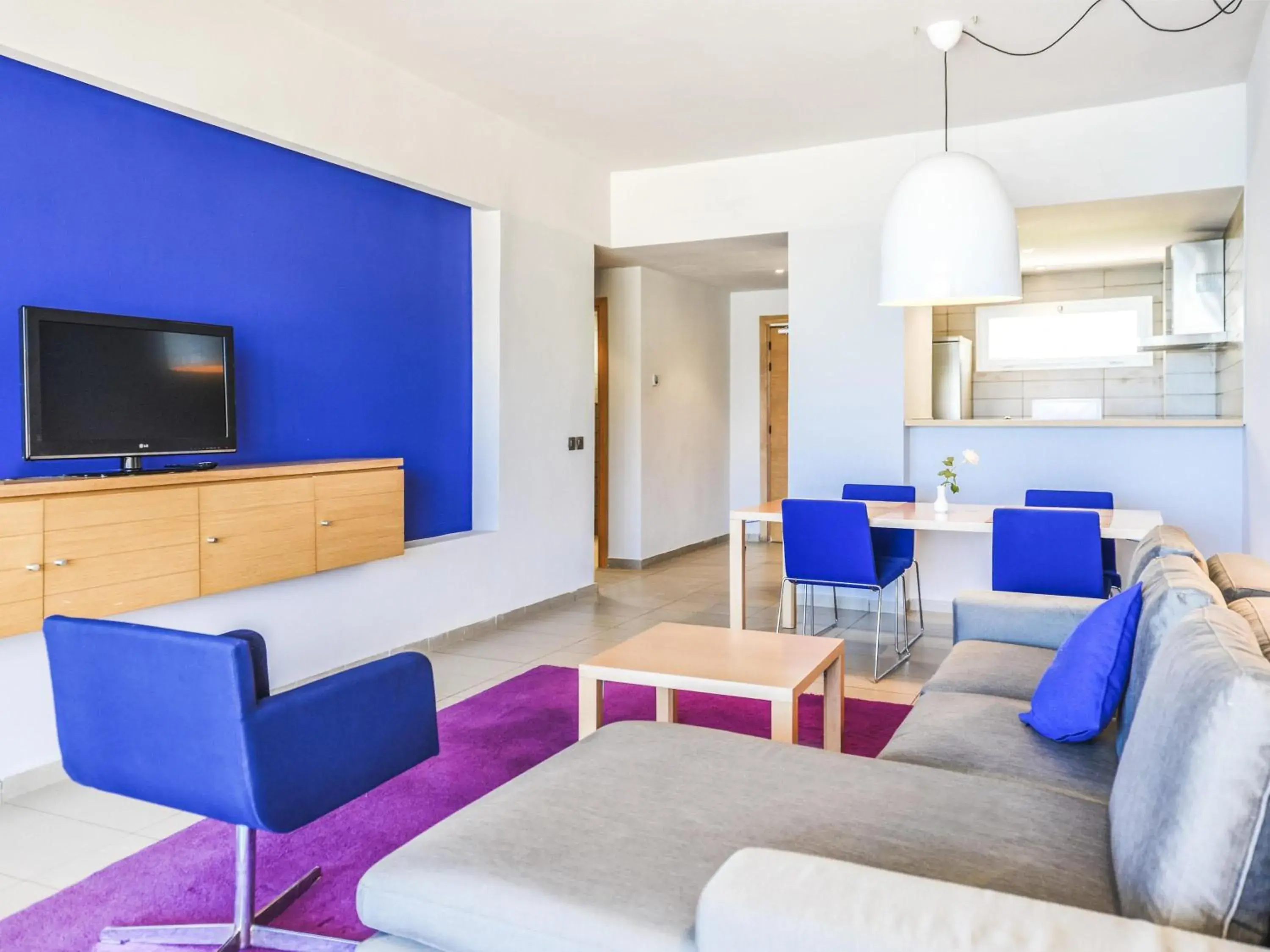 One-Bedroom Apartment with Balcony and Sea View in Mercure Quemado Al-Hoceima Resort One-Bedroom Apartment with Balcony and Sea View in Mercure Quemado Al-Hoceima Resort