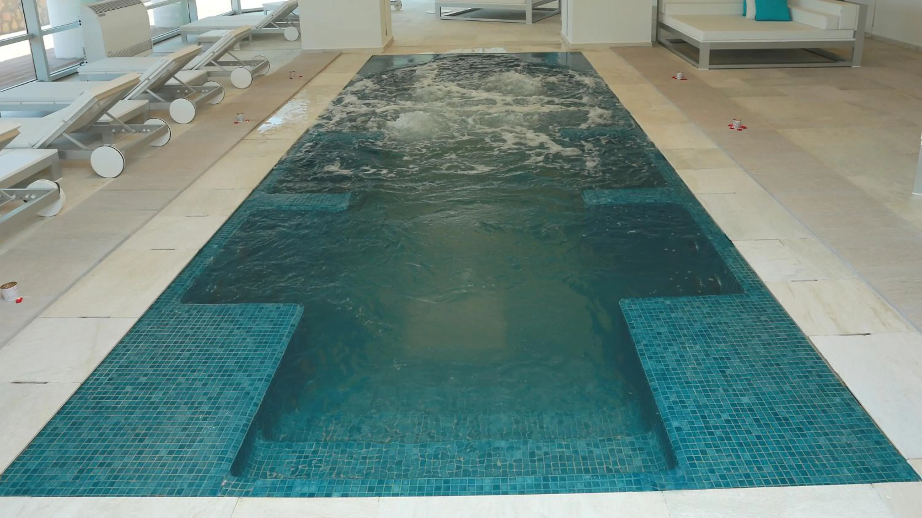 Swimming pool in Mercure Quemado Al-Hoceima Resort