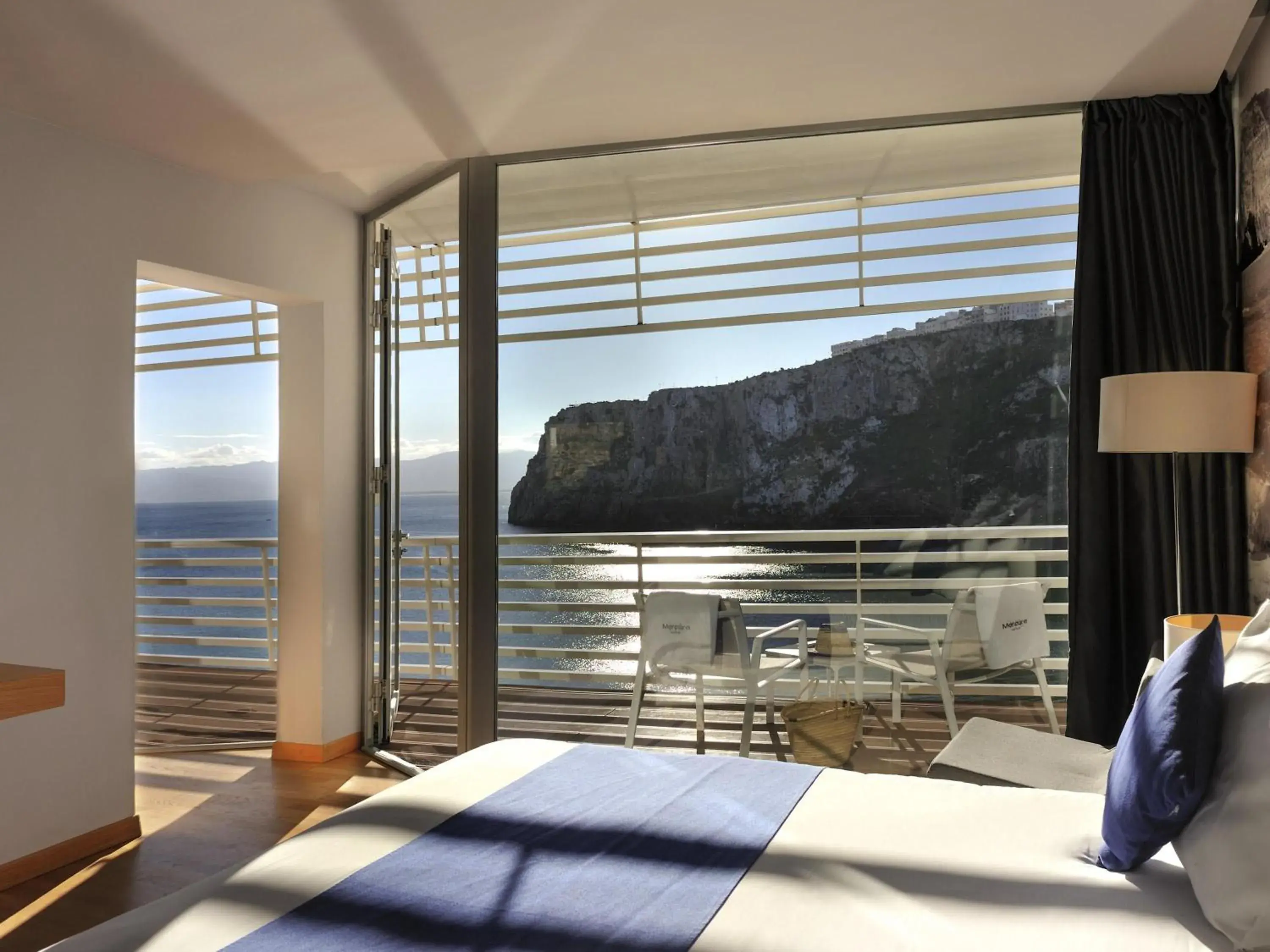 Superior King Room with Ocean View in Mercure Quemado Al-Hoceima Resort Superior King Room with Ocean View in Mercure Quemado Al-Hoceima Resort
