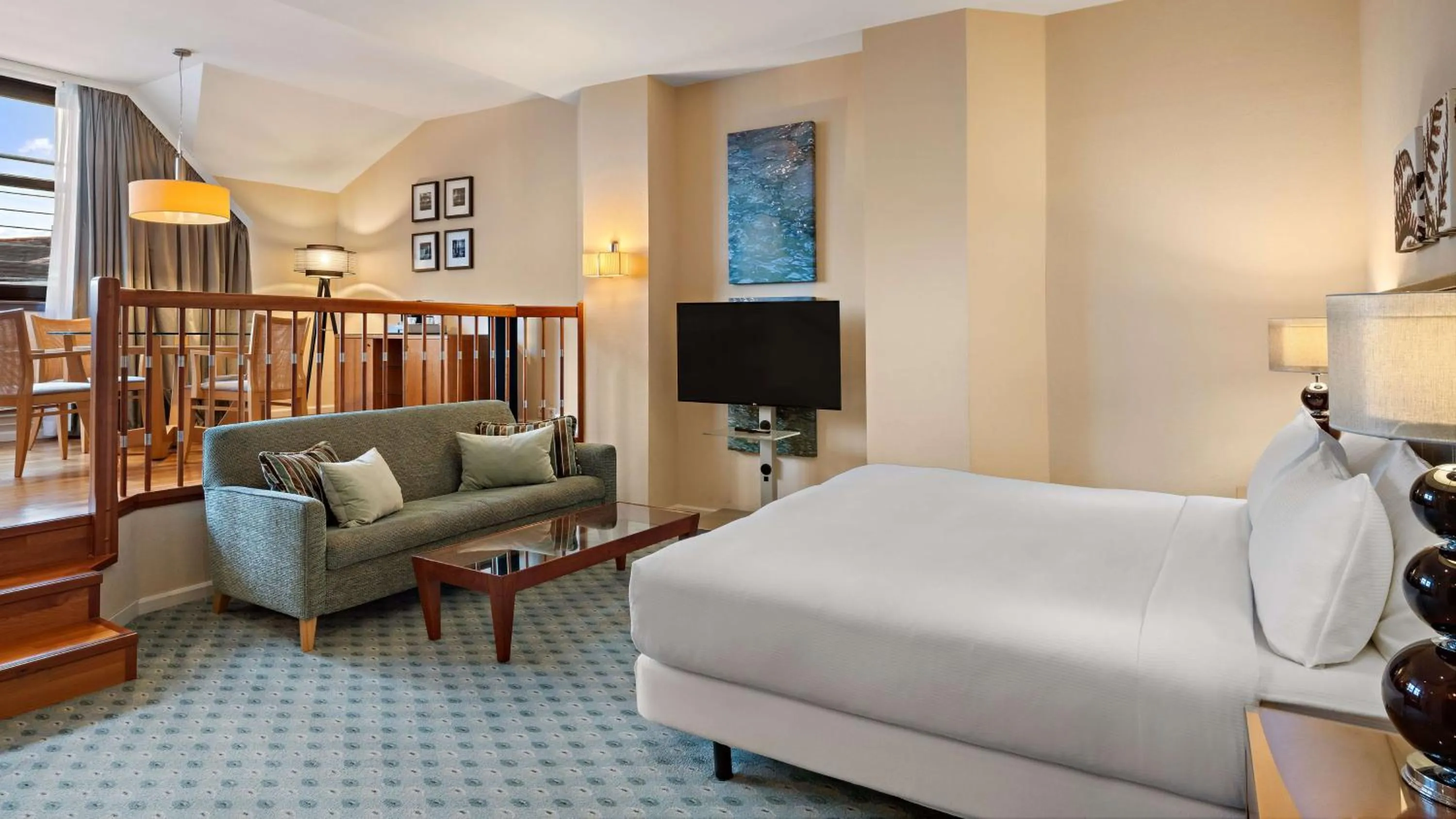 Bed in Hilton Dresden an der Frauenkirche