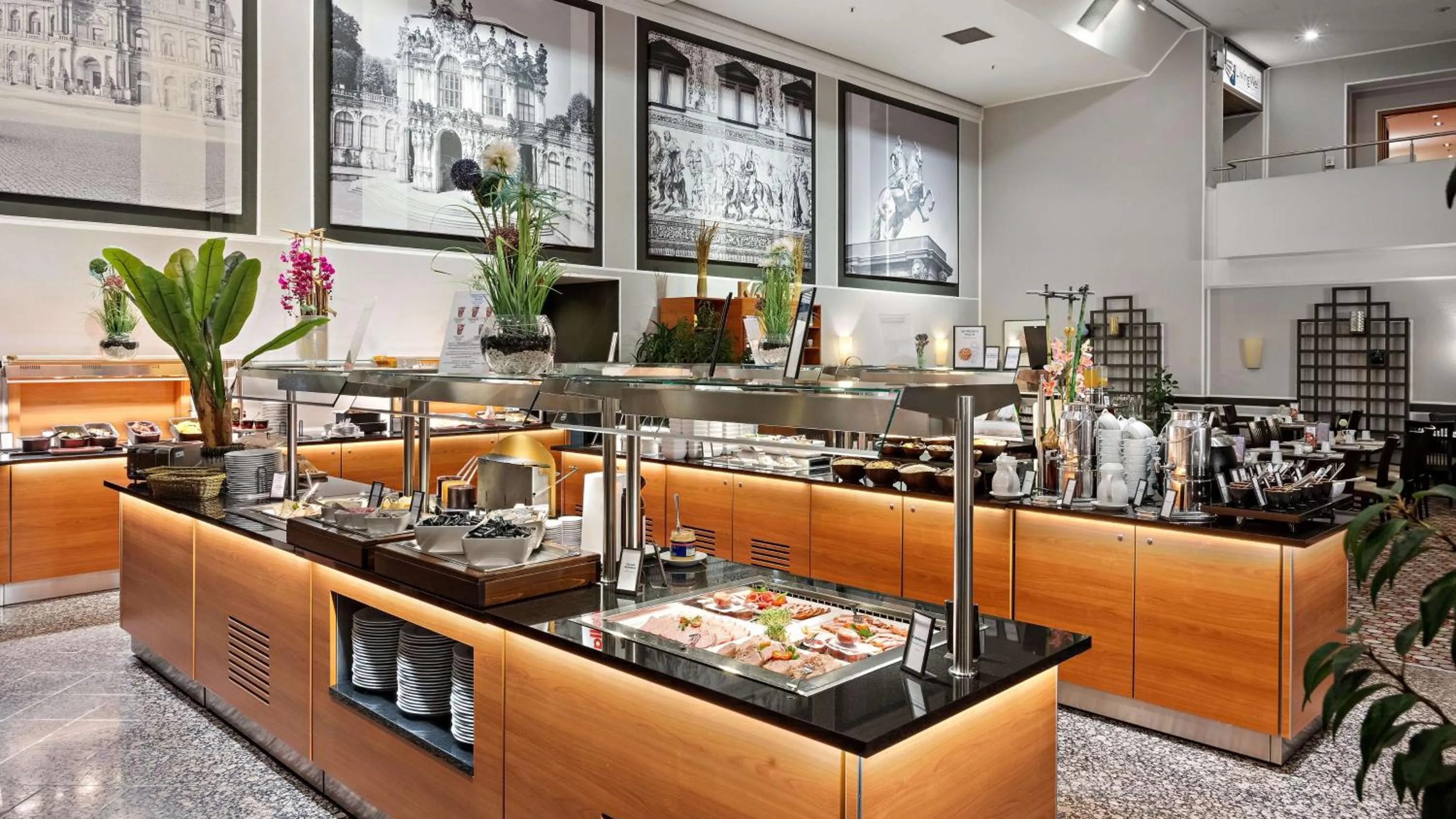 Breakfast in Hilton Dresden an der Frauenkirche