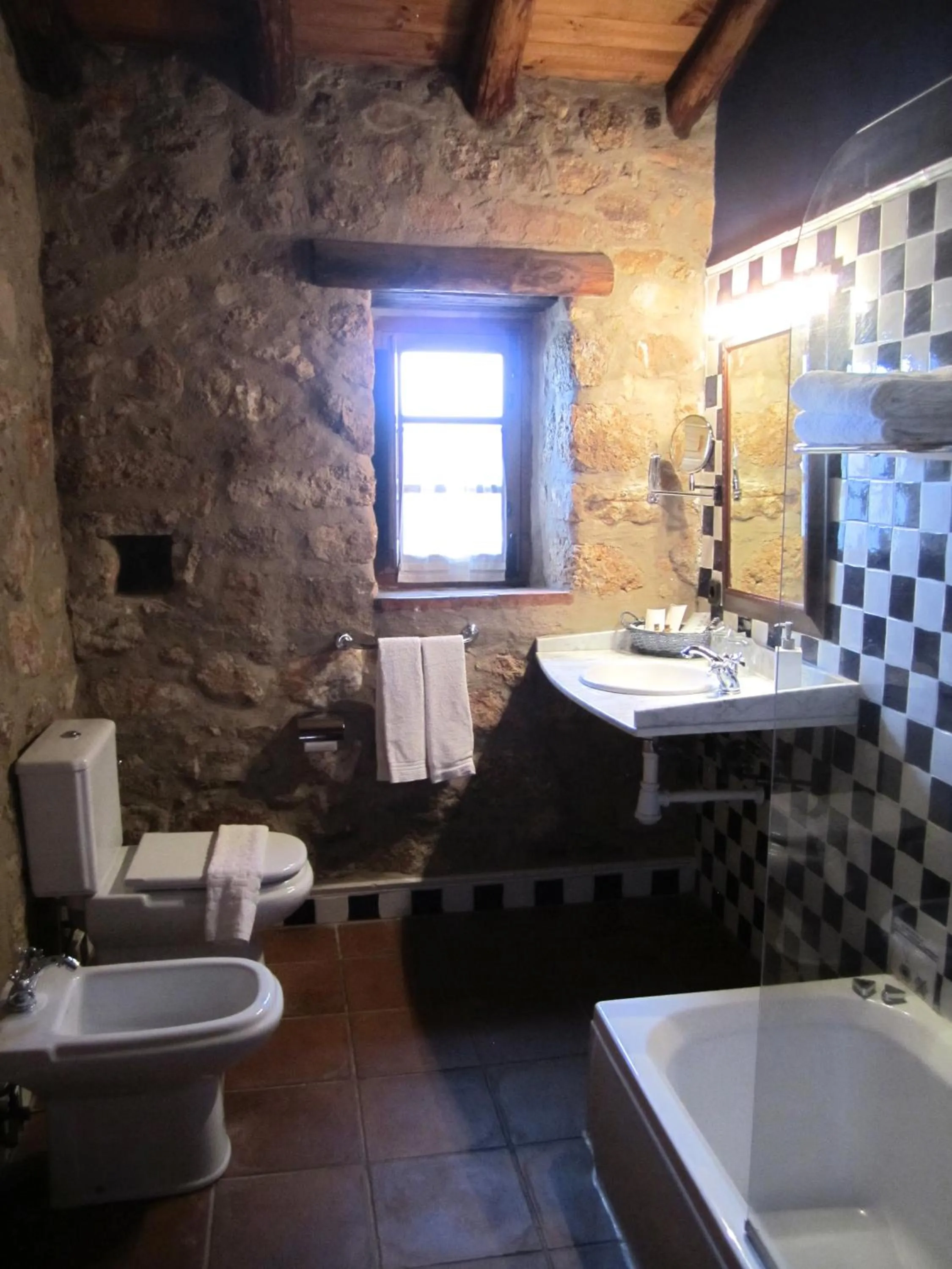 Apartamentos Rurales La Macera ****