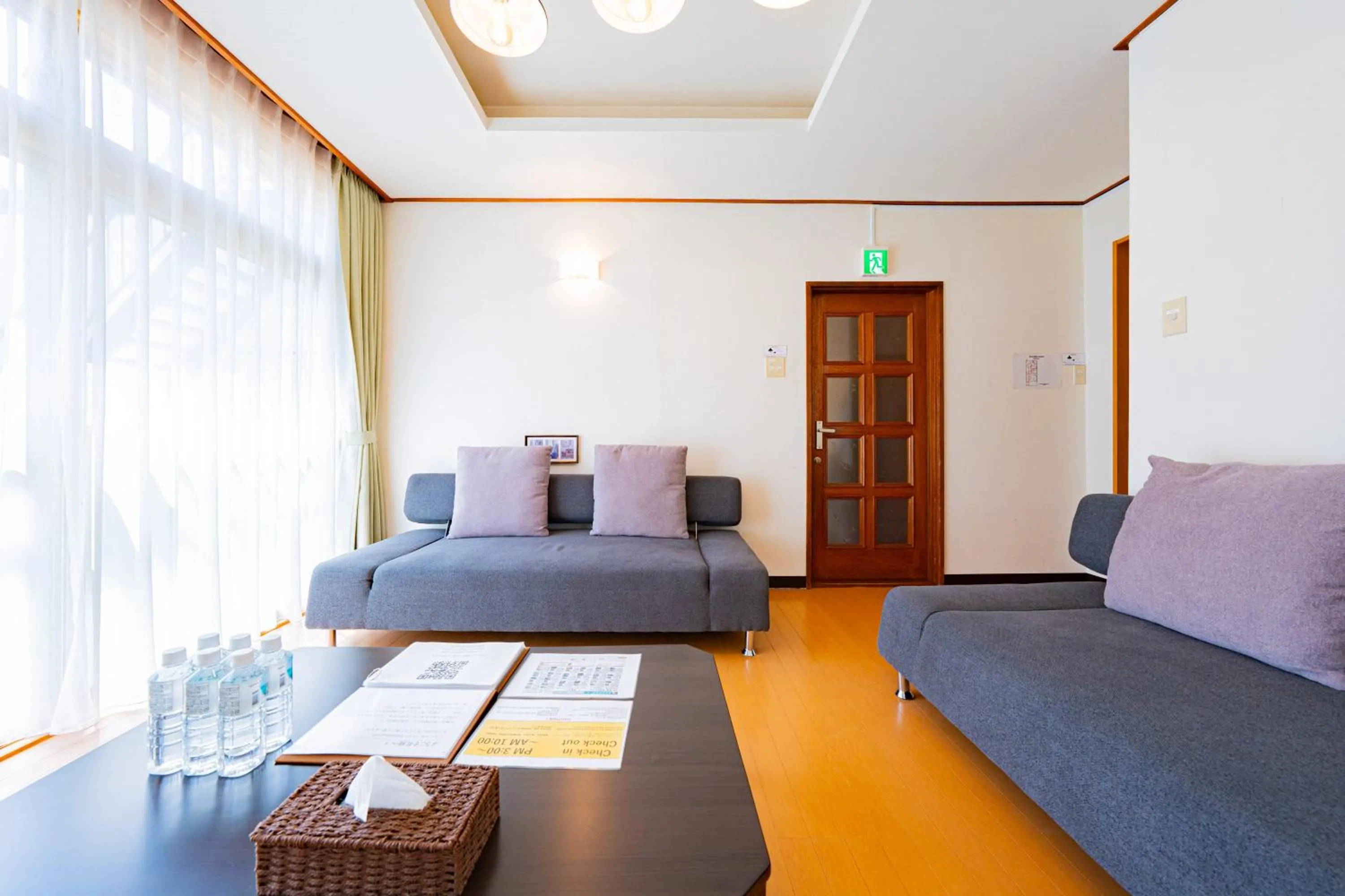 Living room, Bed in Extreme