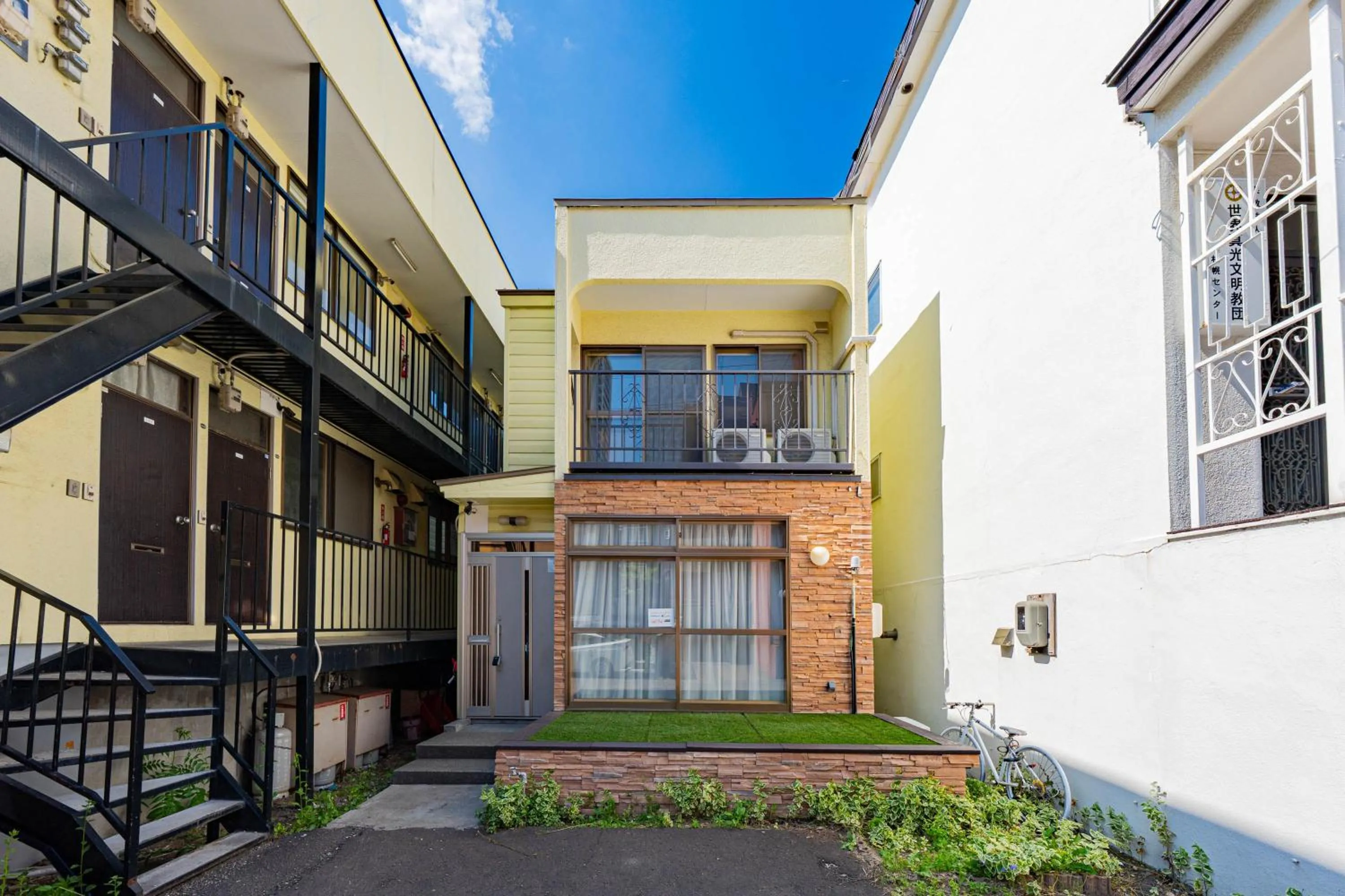 Property building in Extreme