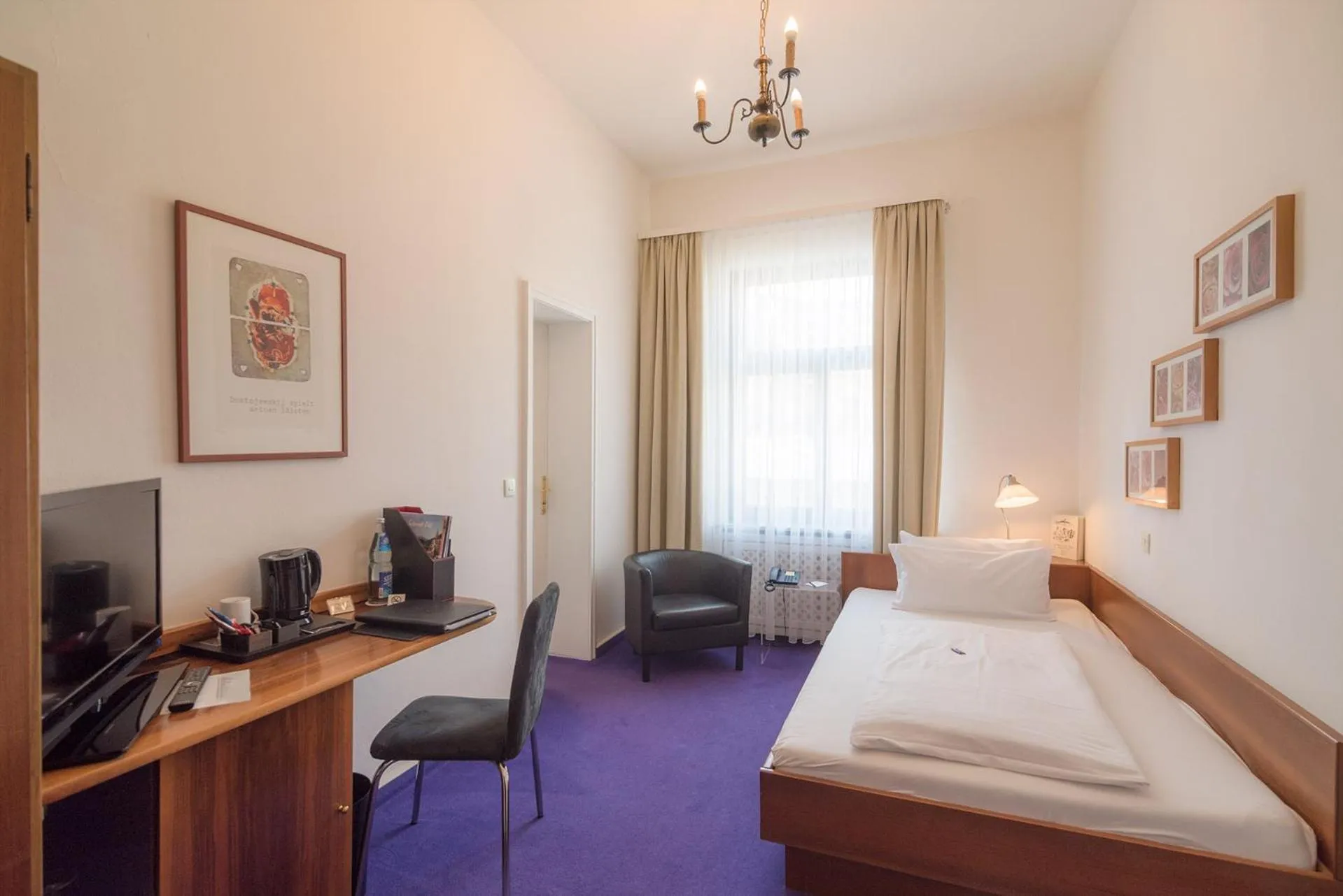 Photo of the whole room, Bed in Hotel Etol - Superior