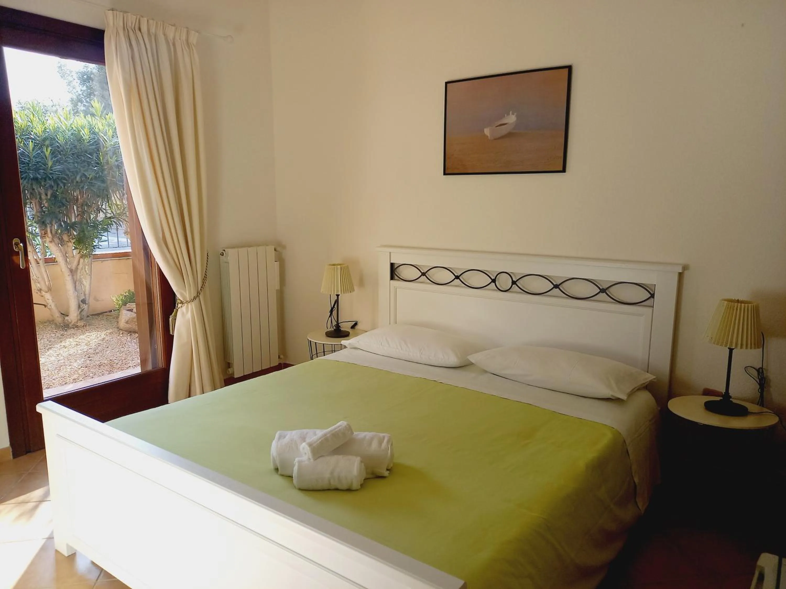 Bed in L'Alloggio-Not just rooms