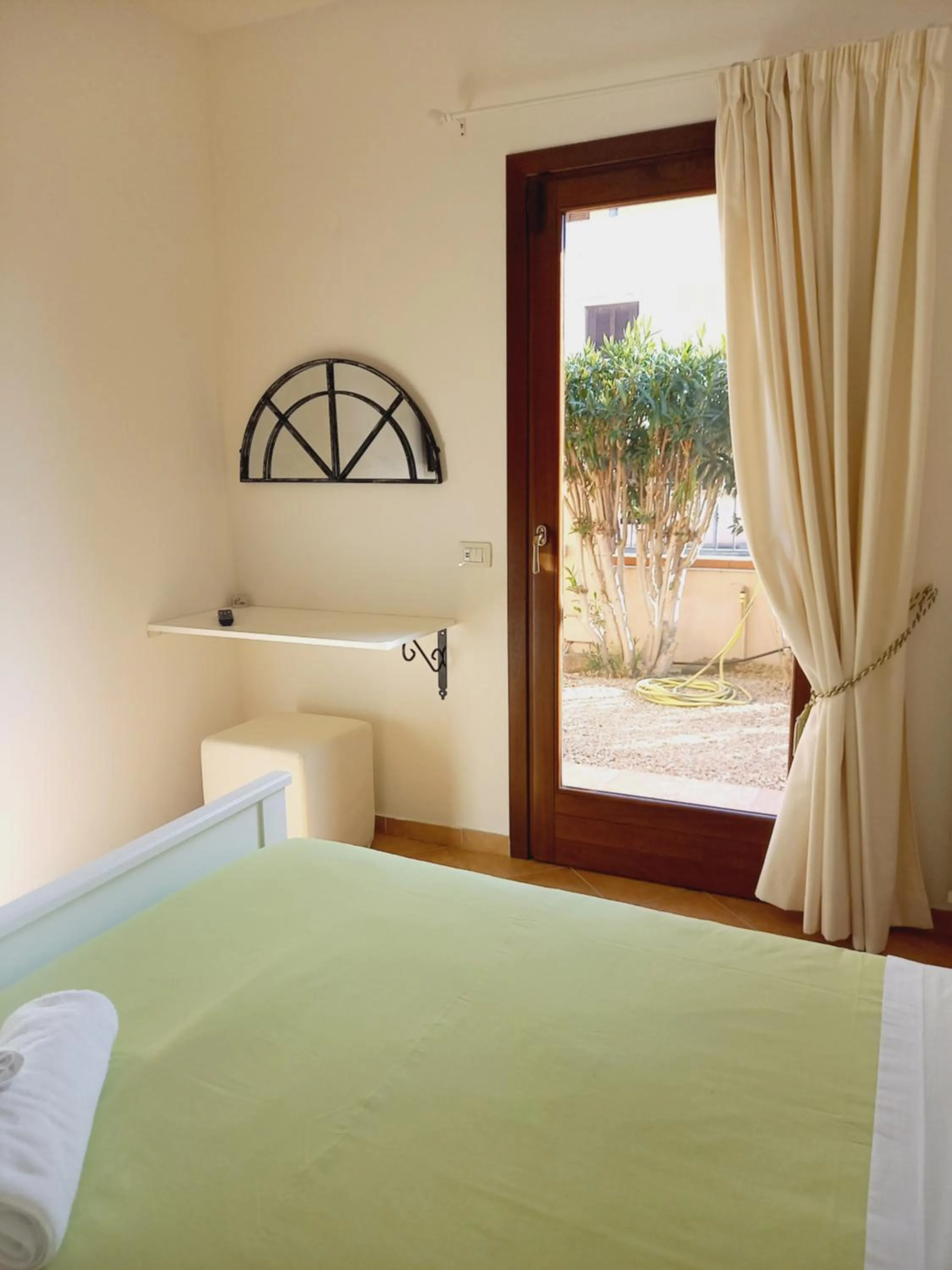 Bed in L'Alloggio-Not just rooms