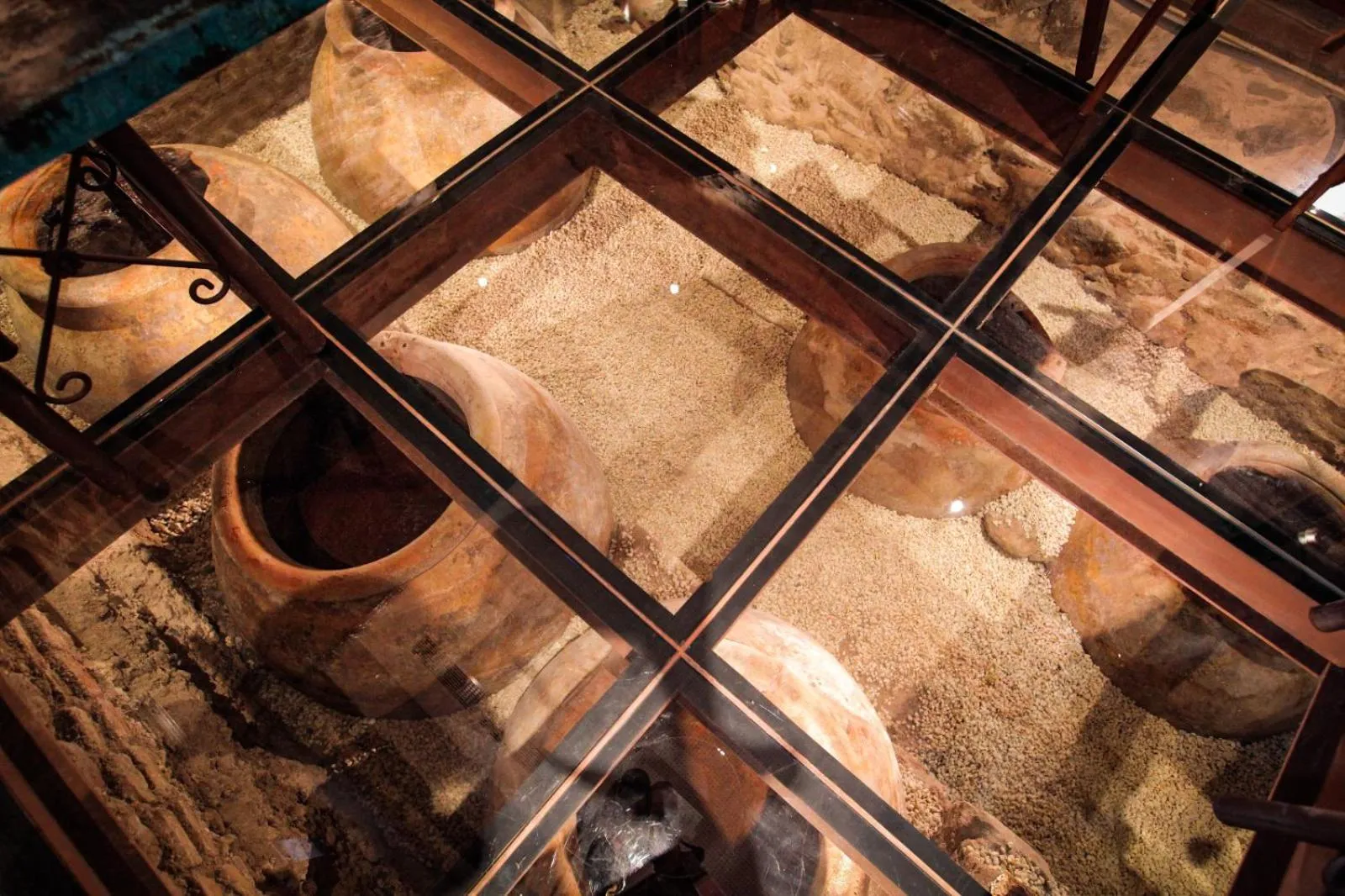 Restaurant/places to eat in Anahita Boutique Hotel