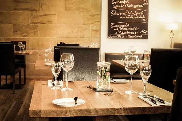 Restaurant/places to eat in Zum Riesen