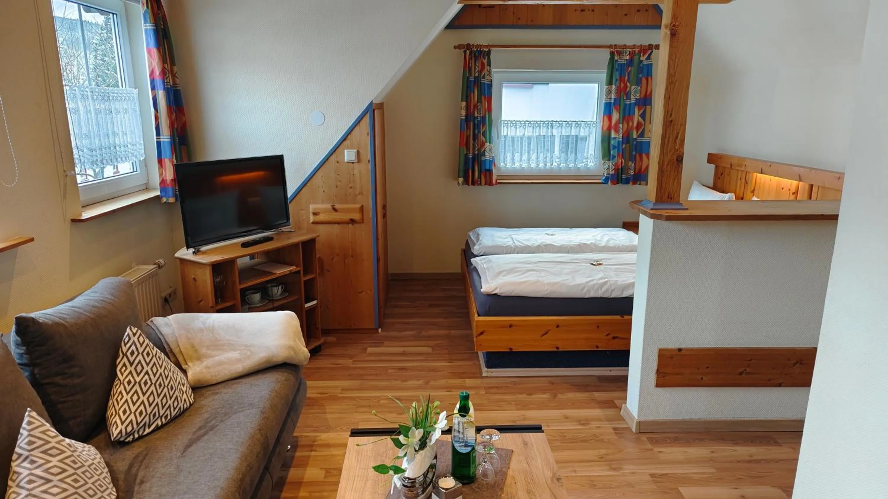 Photo of the whole room, Bed in Hotel Garni "Zur Alten Post"