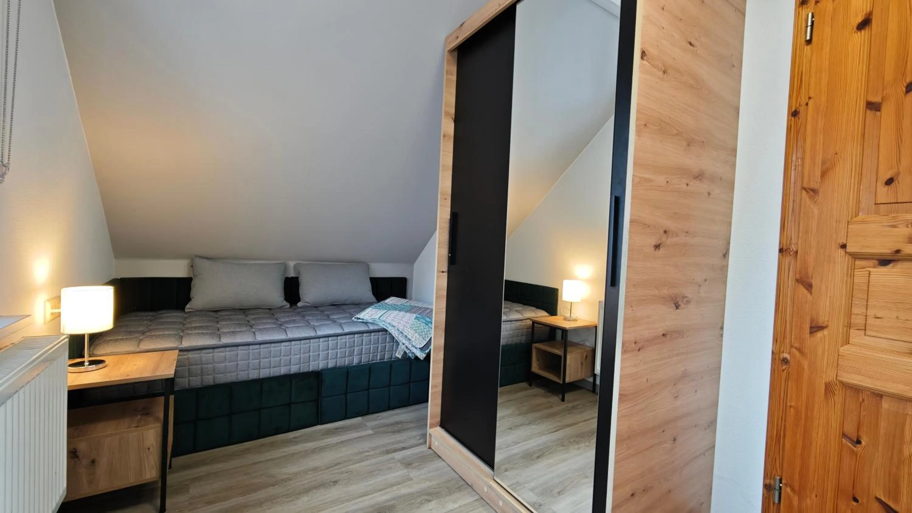 Bedroom, Bed in Hotel Garni "Zur Alten Post"