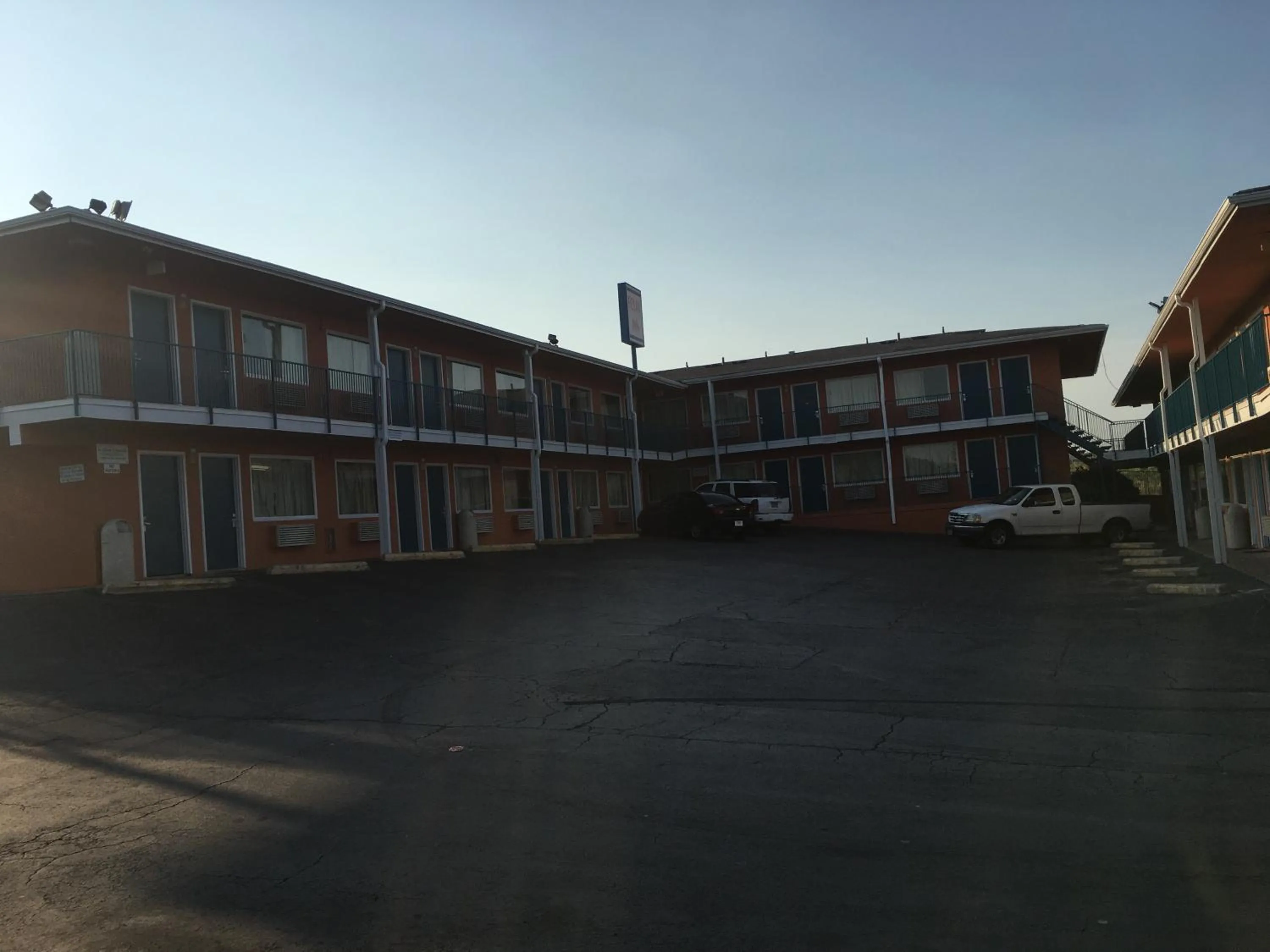 Property building in Relax Inn Forth Worth