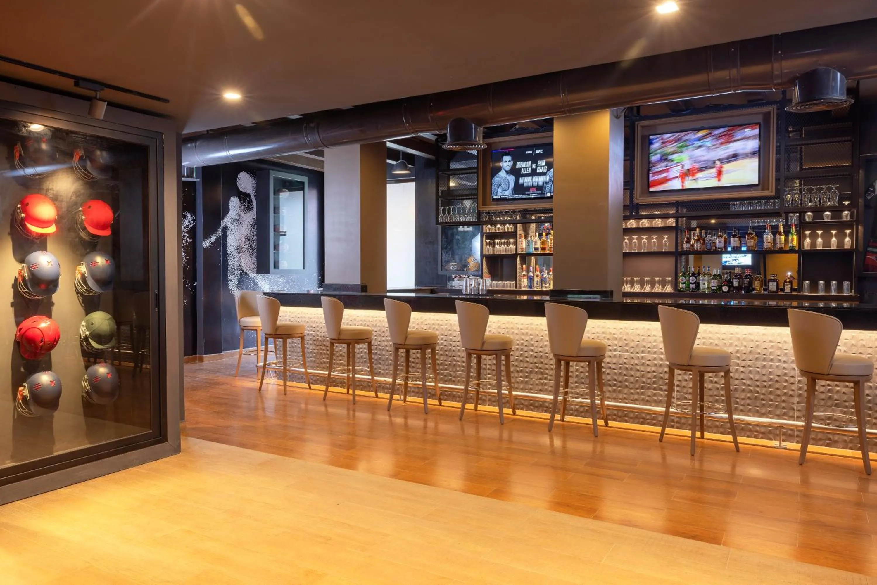 Lounge or bar in Royalton Hideaway Blue Waters, An Autograph Collection All-Inclusive Resort - Adults Only