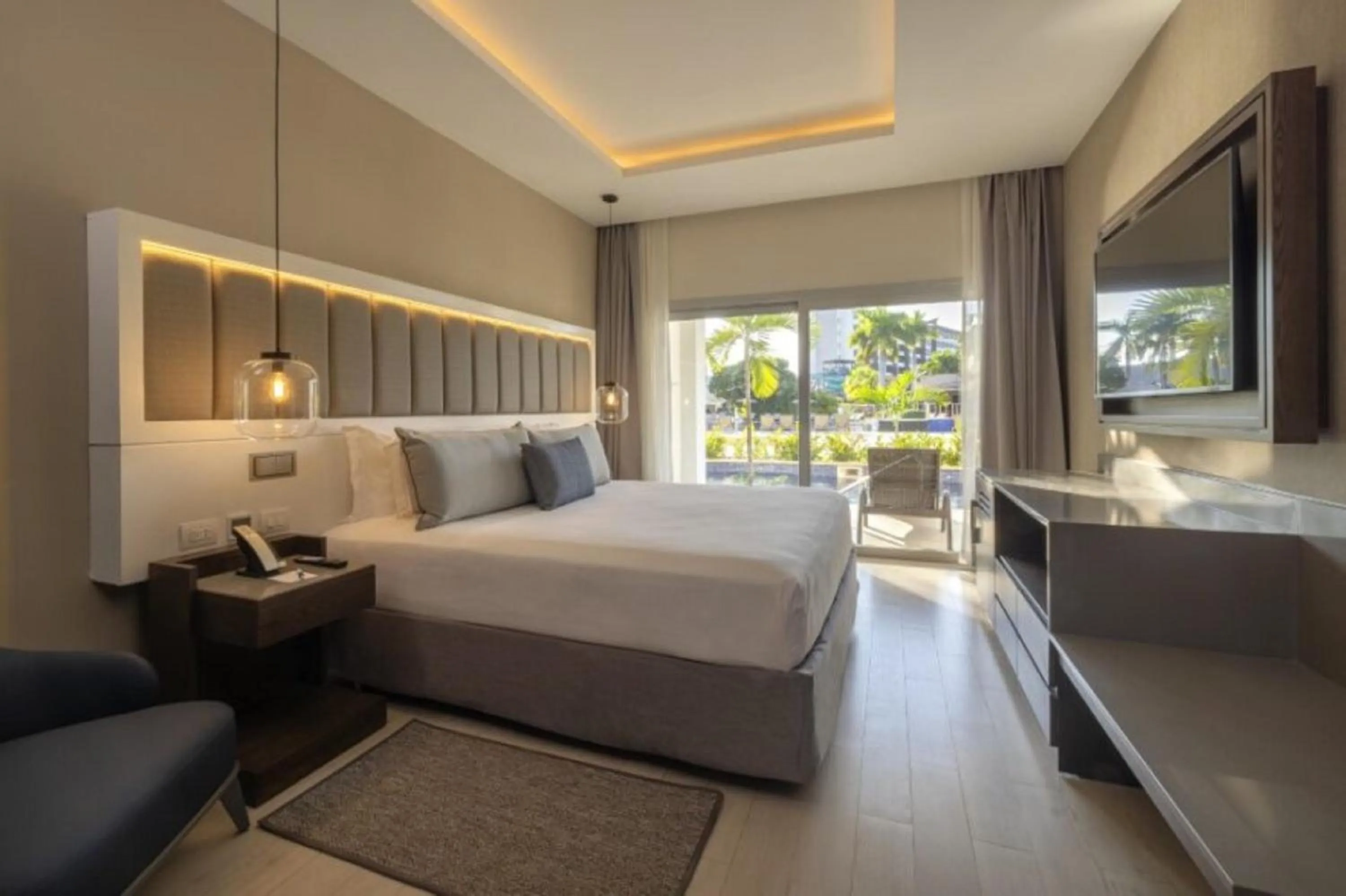 Bed in Royalton Hideaway Blue Waters, An Autograph Collection All-Inclusive Resort - Adults Only