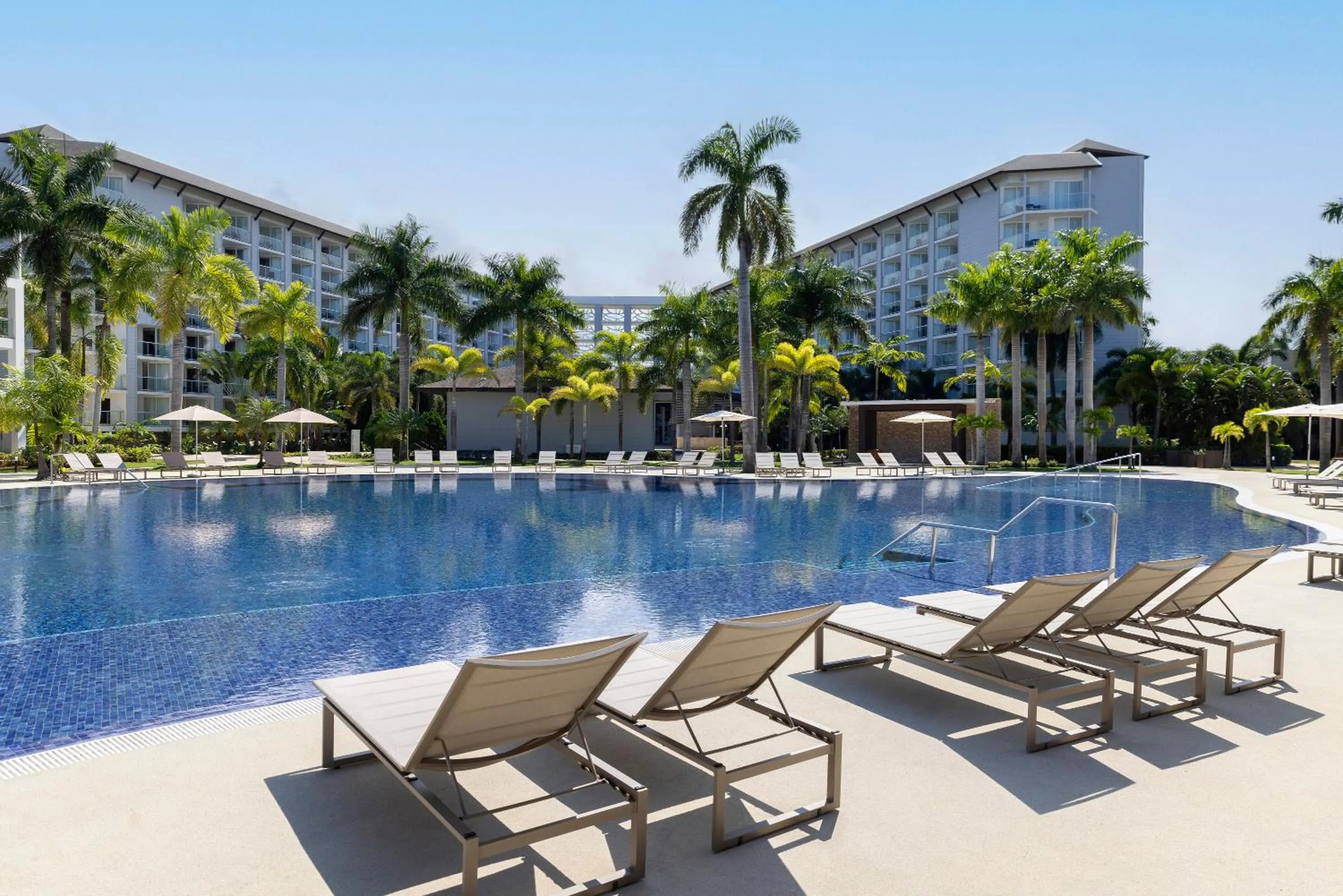 Swimming pool in Royalton Hideaway Blue Waters, An Autograph Collection All-Inclusive Resort - Adults Only