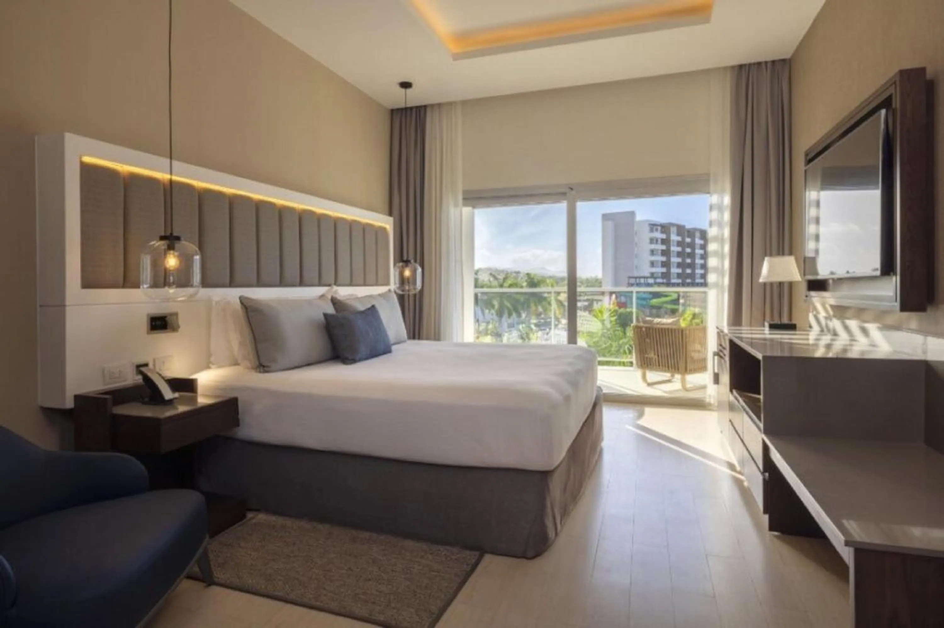 Bed in Royalton Hideaway Blue Waters, An Autograph Collection All-Inclusive Resort - Adults Only