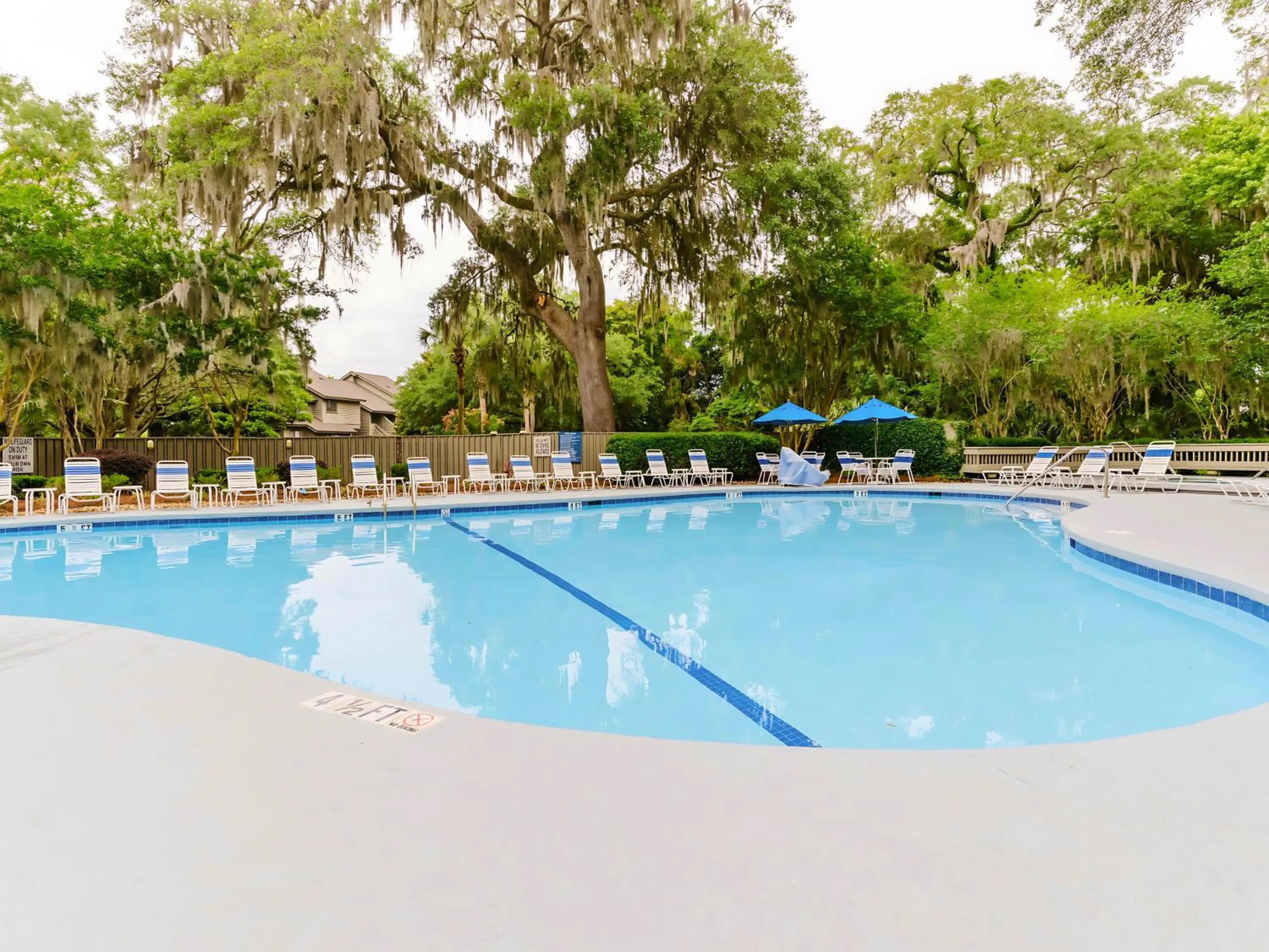 Swimming pool in Southwind II at Shipyard