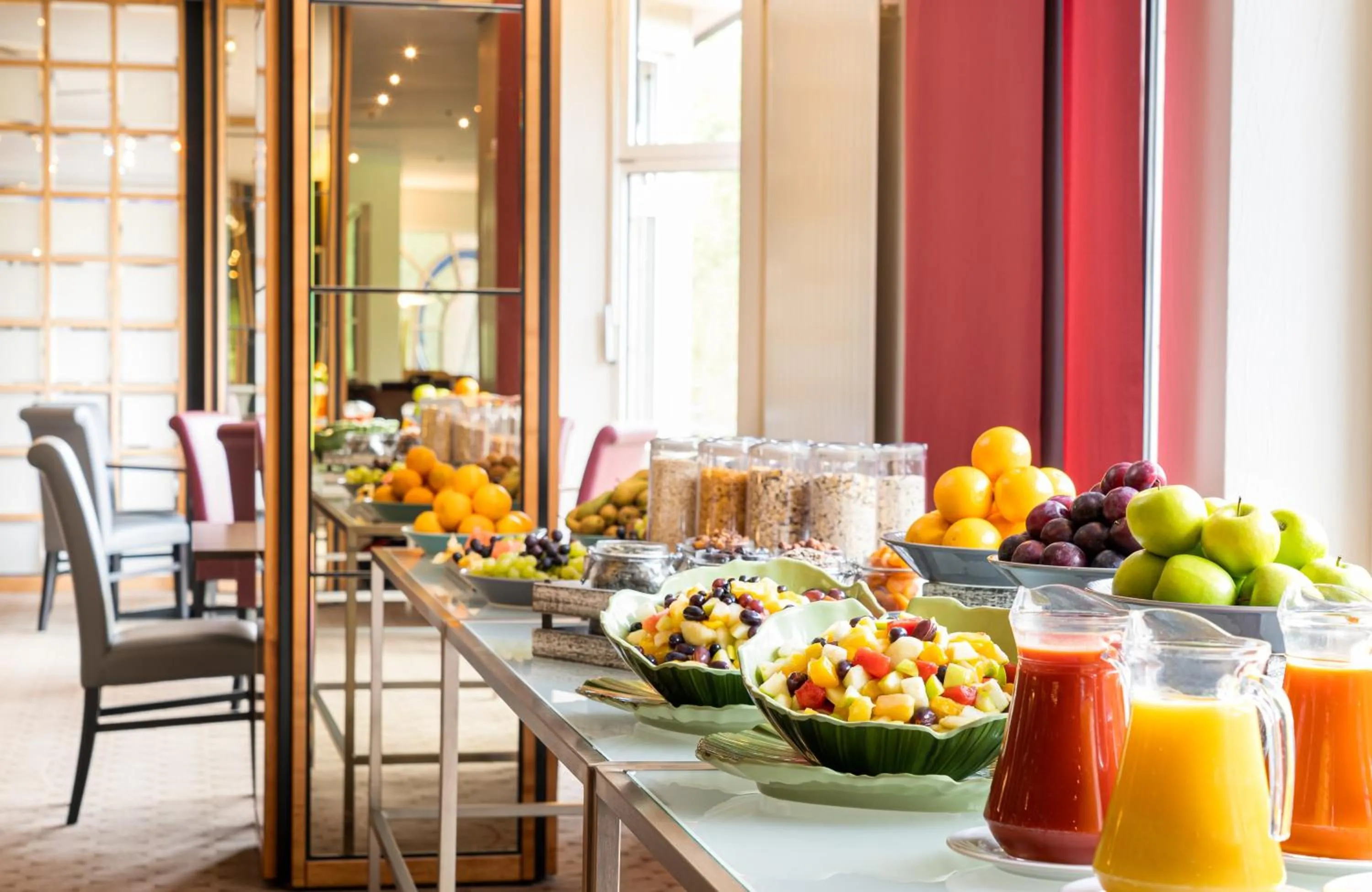 Buffet breakfast in Leonardo Hotel Weimar