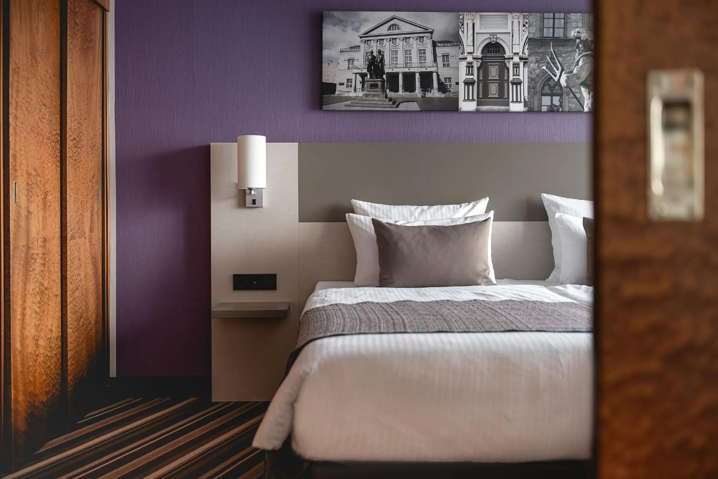 Bed in Leonardo Hotel Weimar