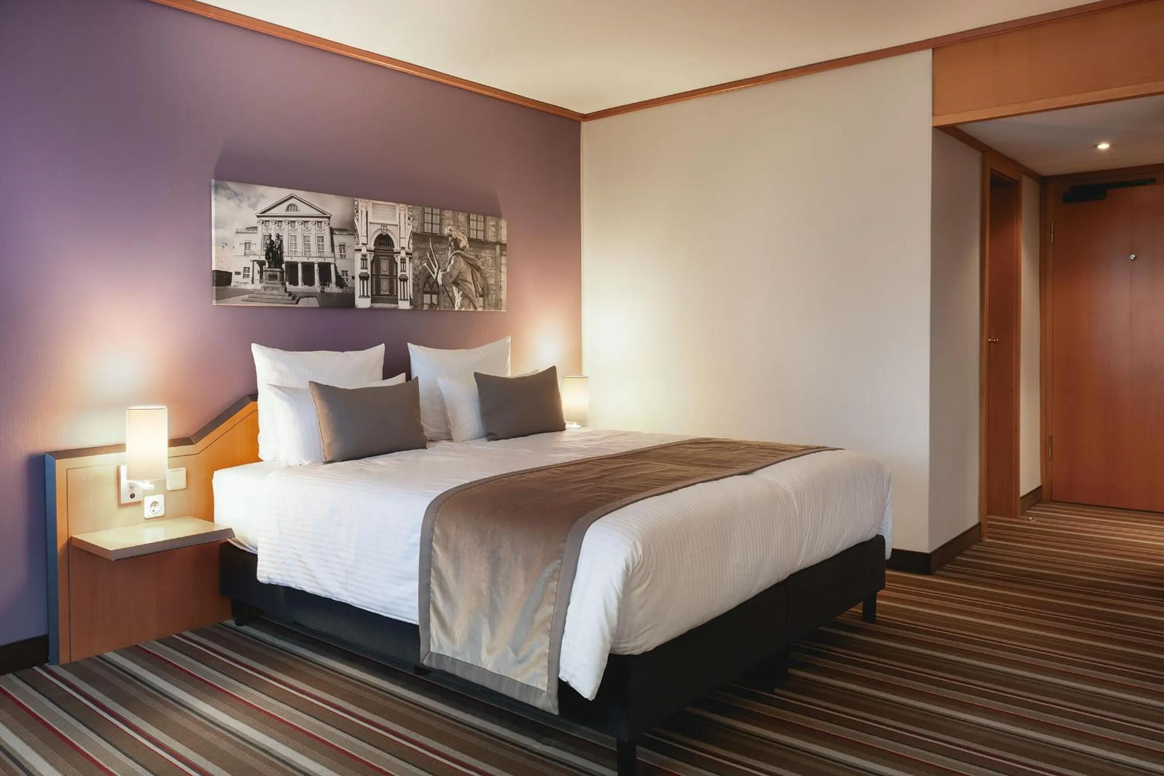 Bed in Leonardo Hotel Weimar