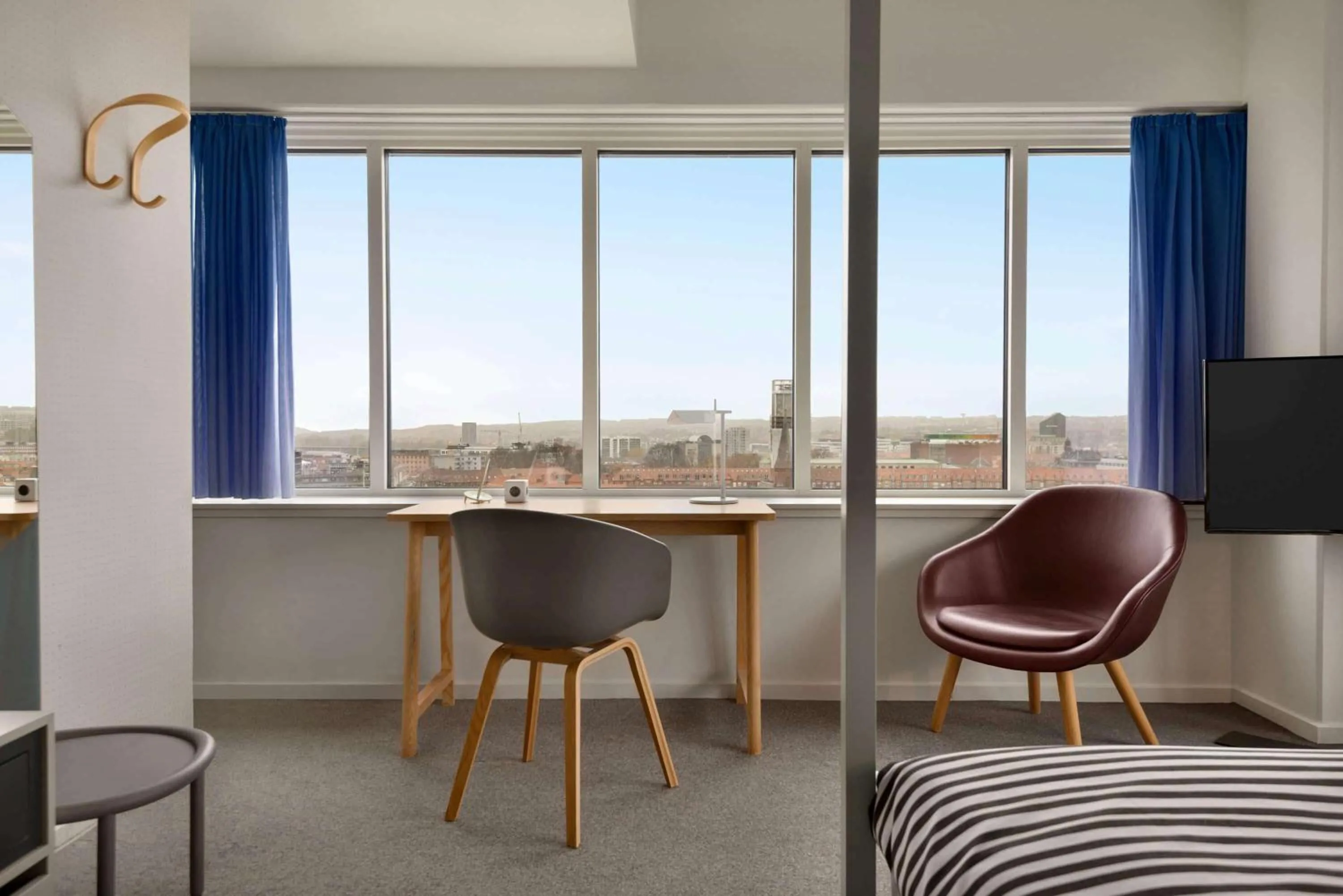 Photo of the whole room, Bed in Comwell Aarhus Dolce by Wyndham