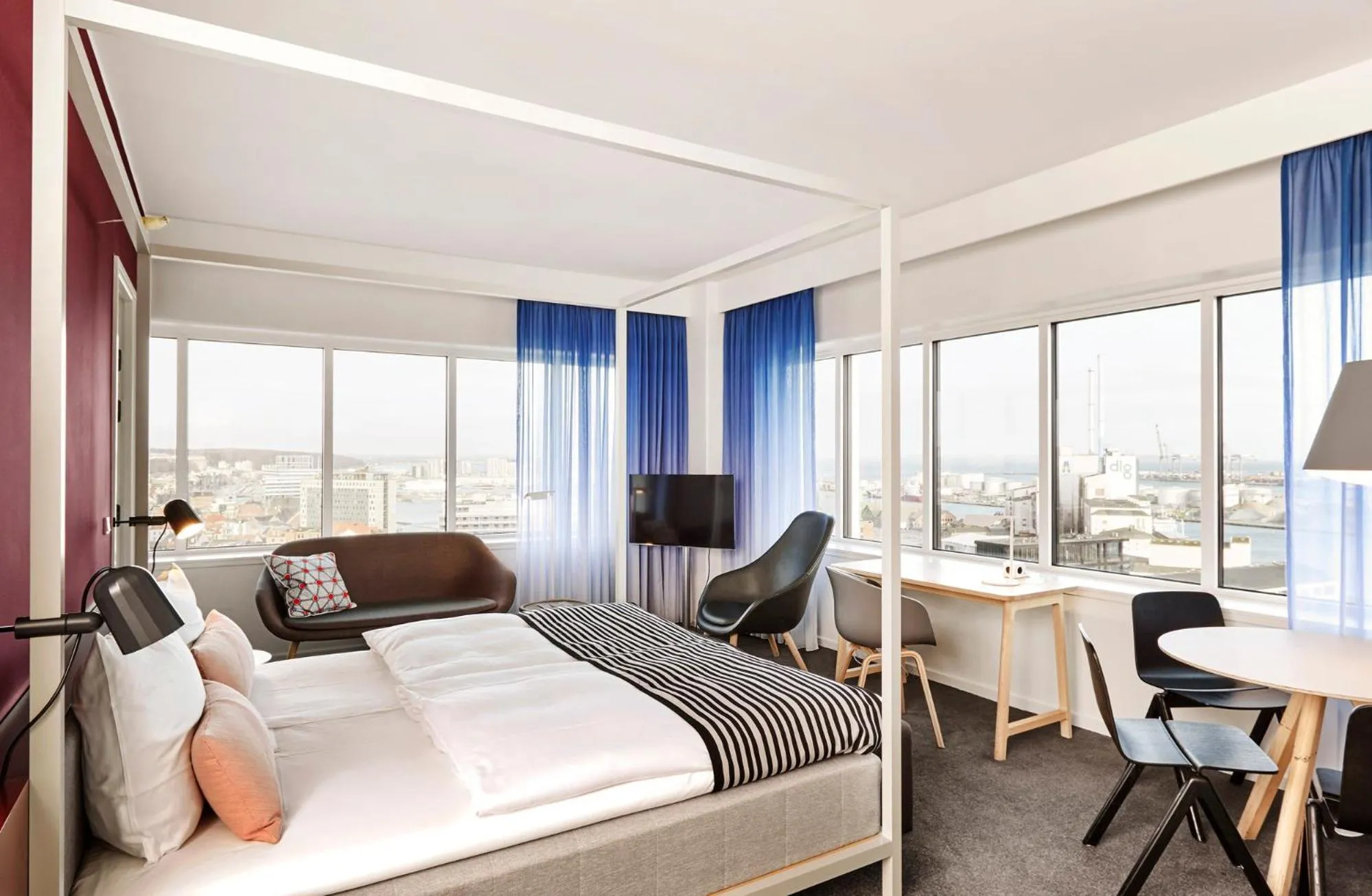 Bed in Comwell Aarhus Dolce by Wyndham