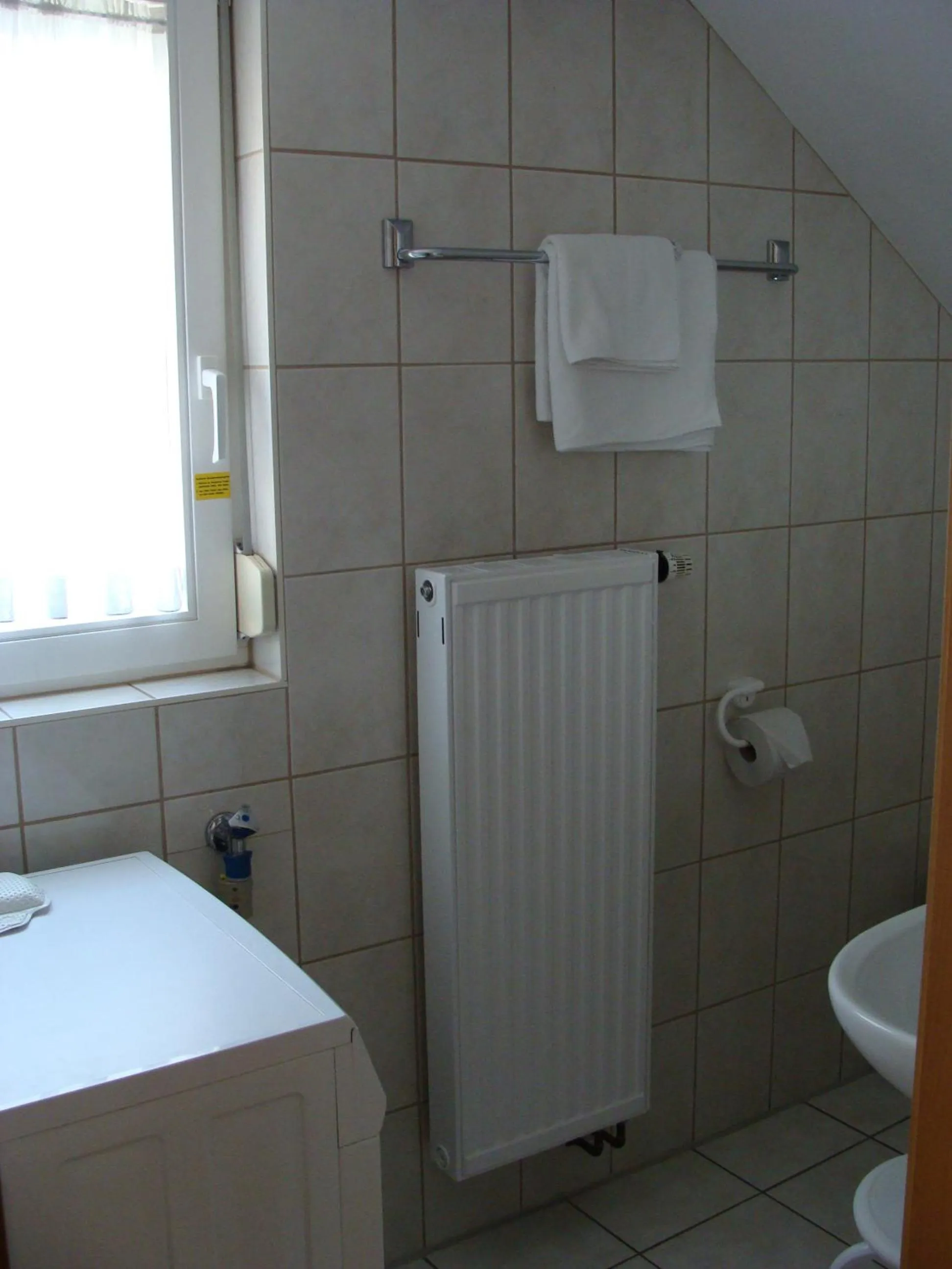 Toilet in Hotel Löhr