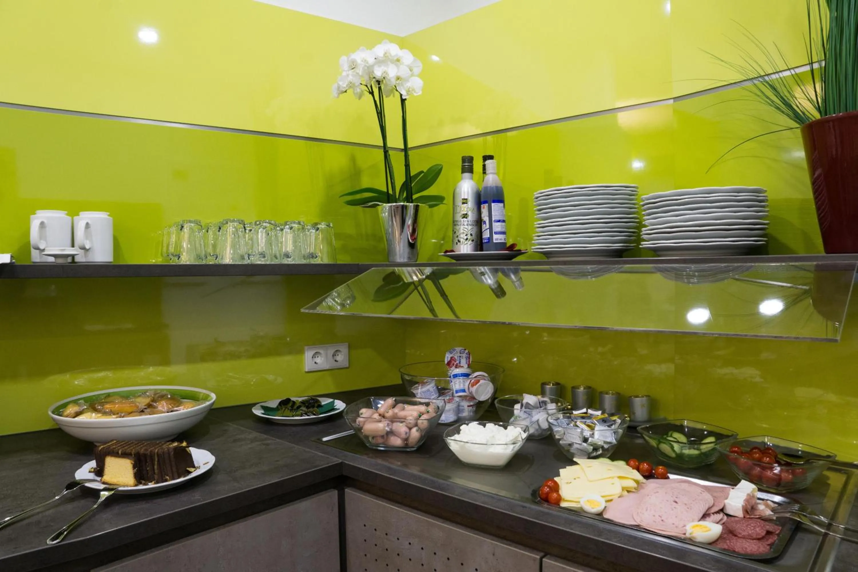 Restaurant/places to eat in Hotel Löhr