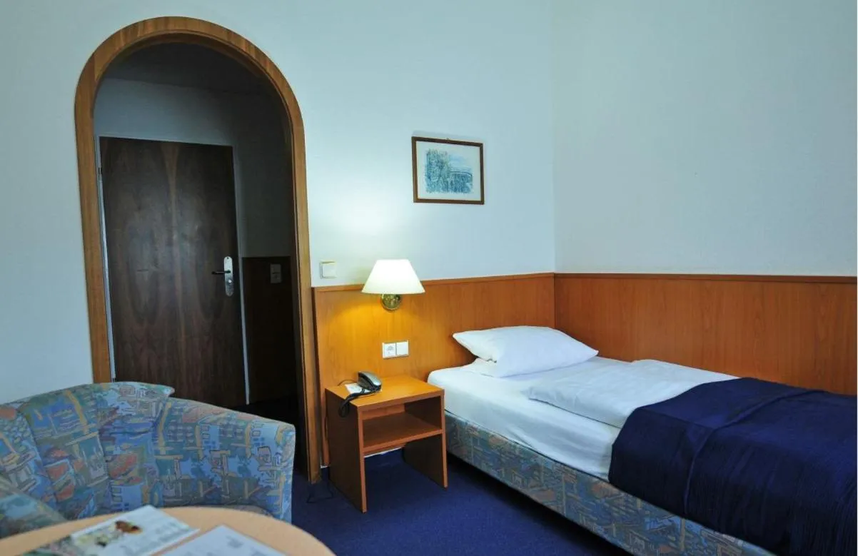 Photo of the whole room, Bed in Hotel Haus Reichert