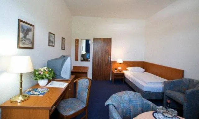 Photo of the whole room, Bed in Hotel Haus Reichert