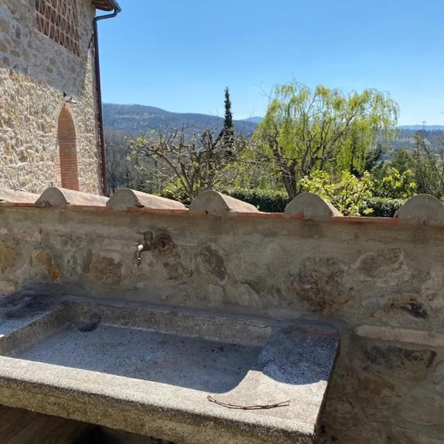 Property building in La Magnolia