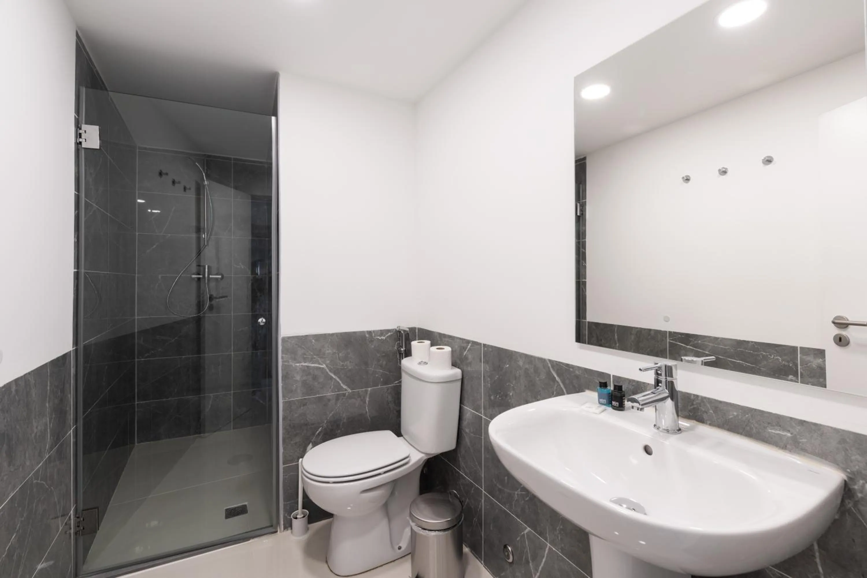 Bathroom in City Stays Cais do Sodre Apartments