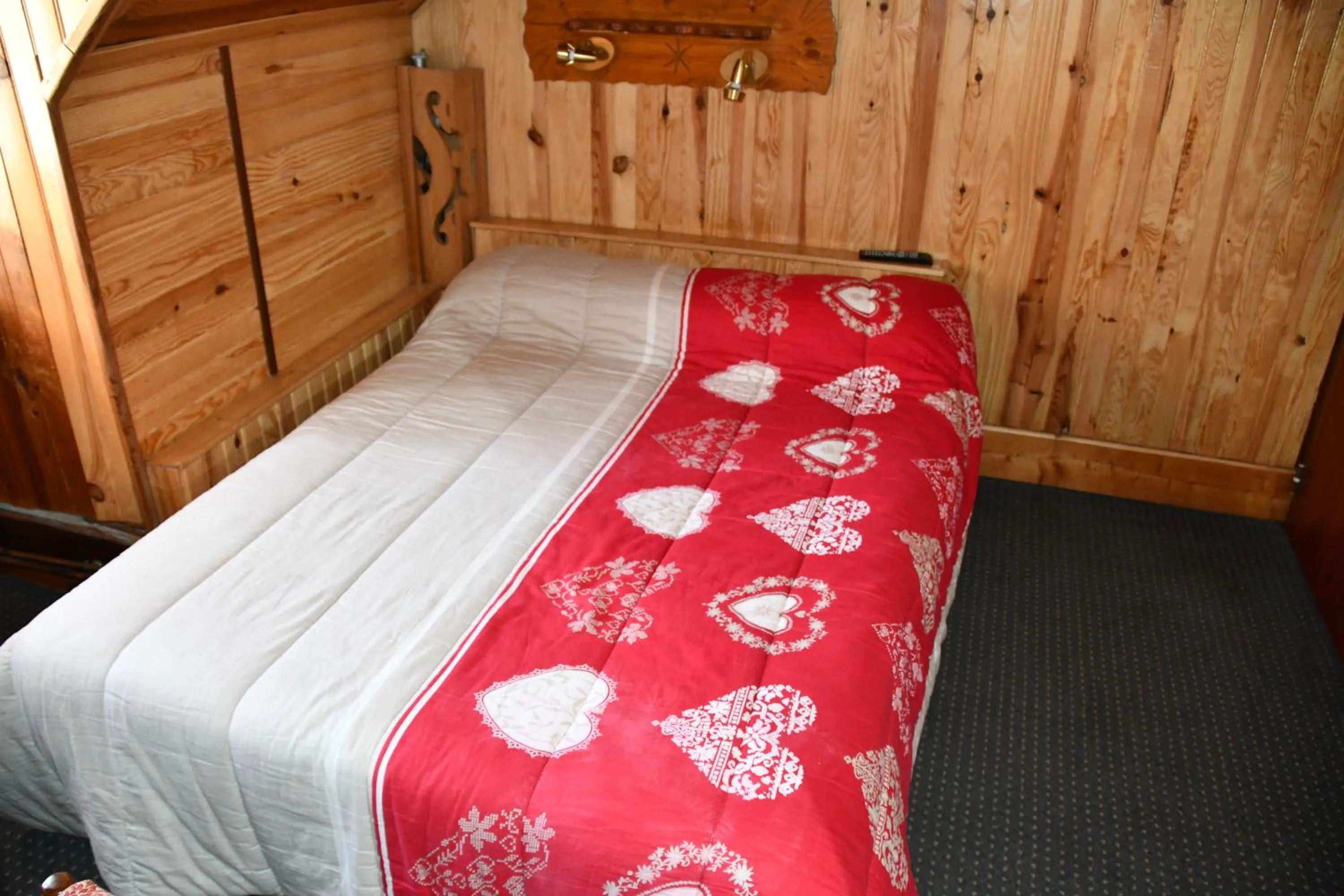 Bed in Hotel Le Terminus