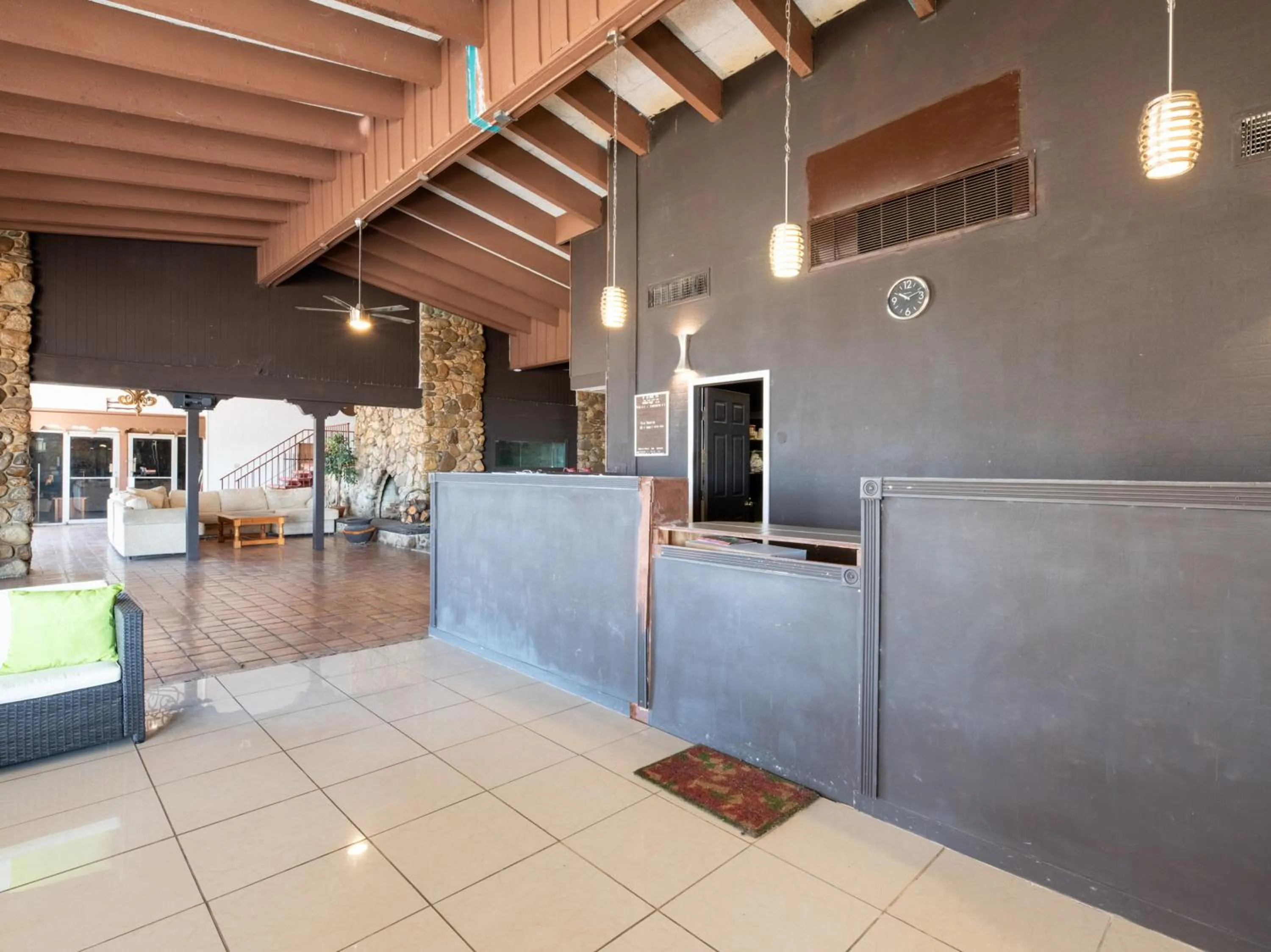 Lobby or reception, Lobby/Reception in Hotel O Bay City, TX-35