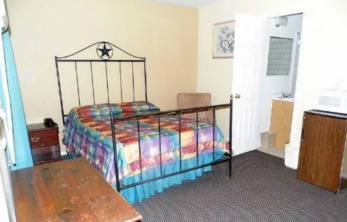 Bed in Interstate Motel