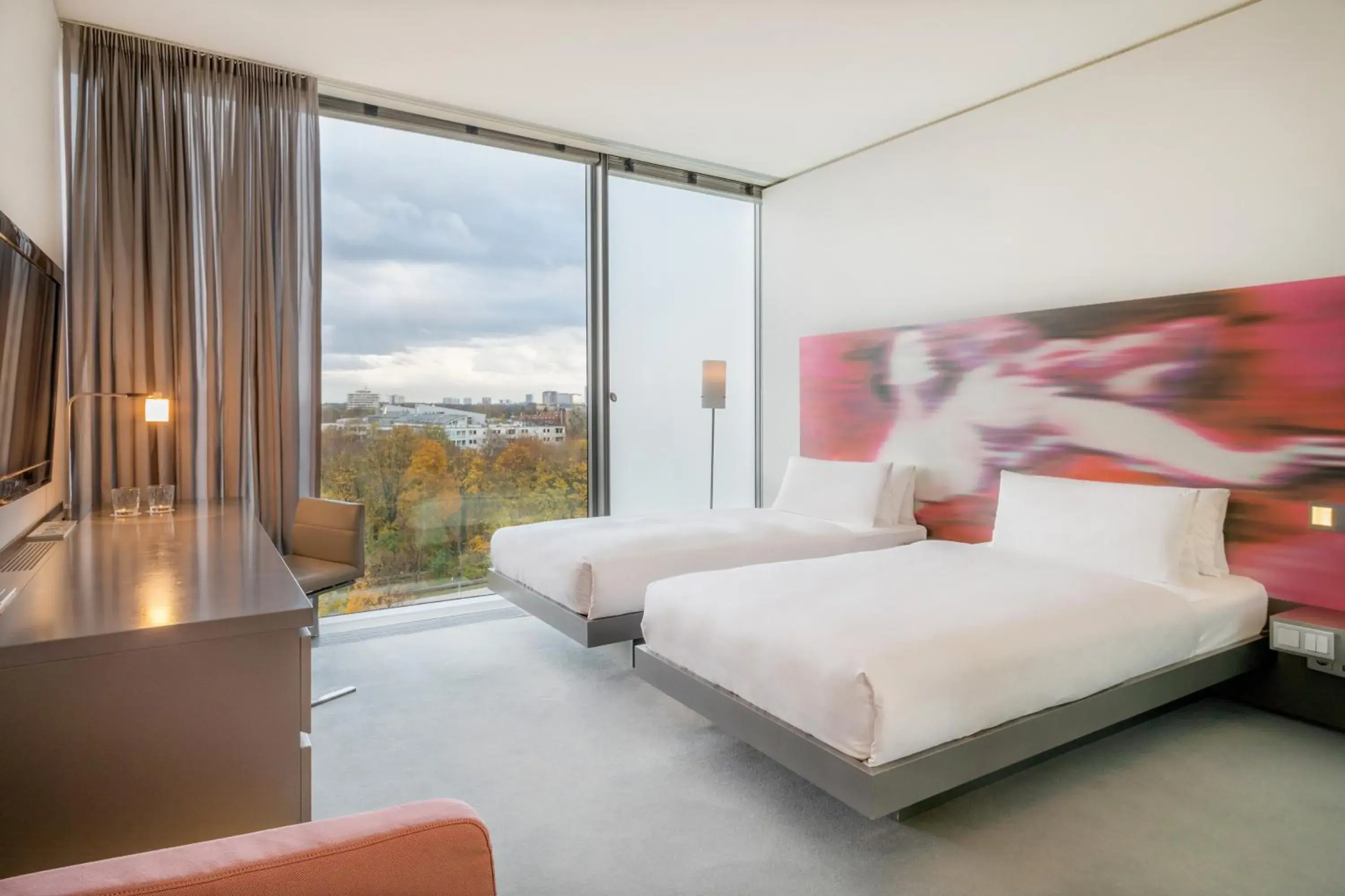 Innside Guestroom in INNSiDE by Meliá München Parkstadt Schwabing Innside Guestroom in INNSiDE by Meliá München Parkstadt Schwabing