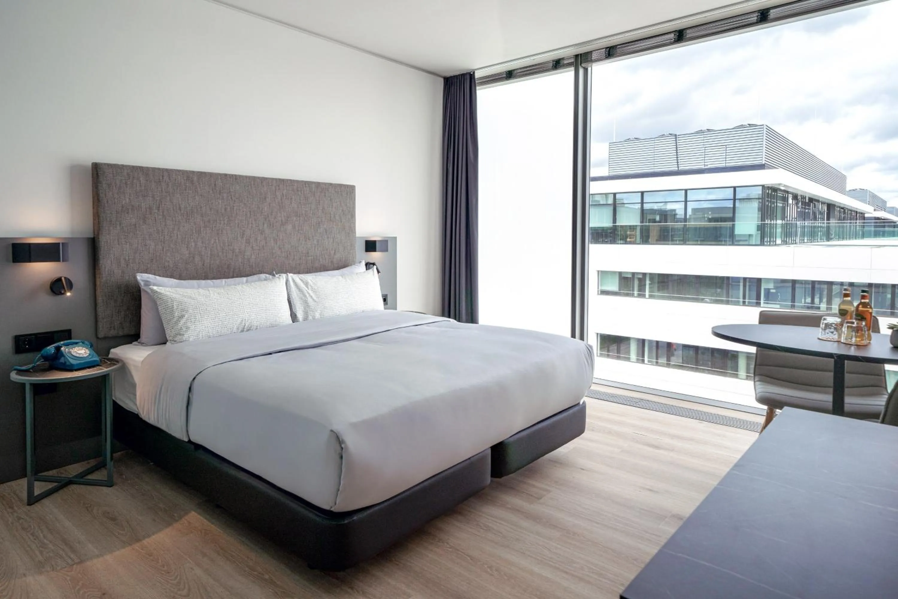 Bed in INNSiDE by Meliá München Parkstadt Schwabing