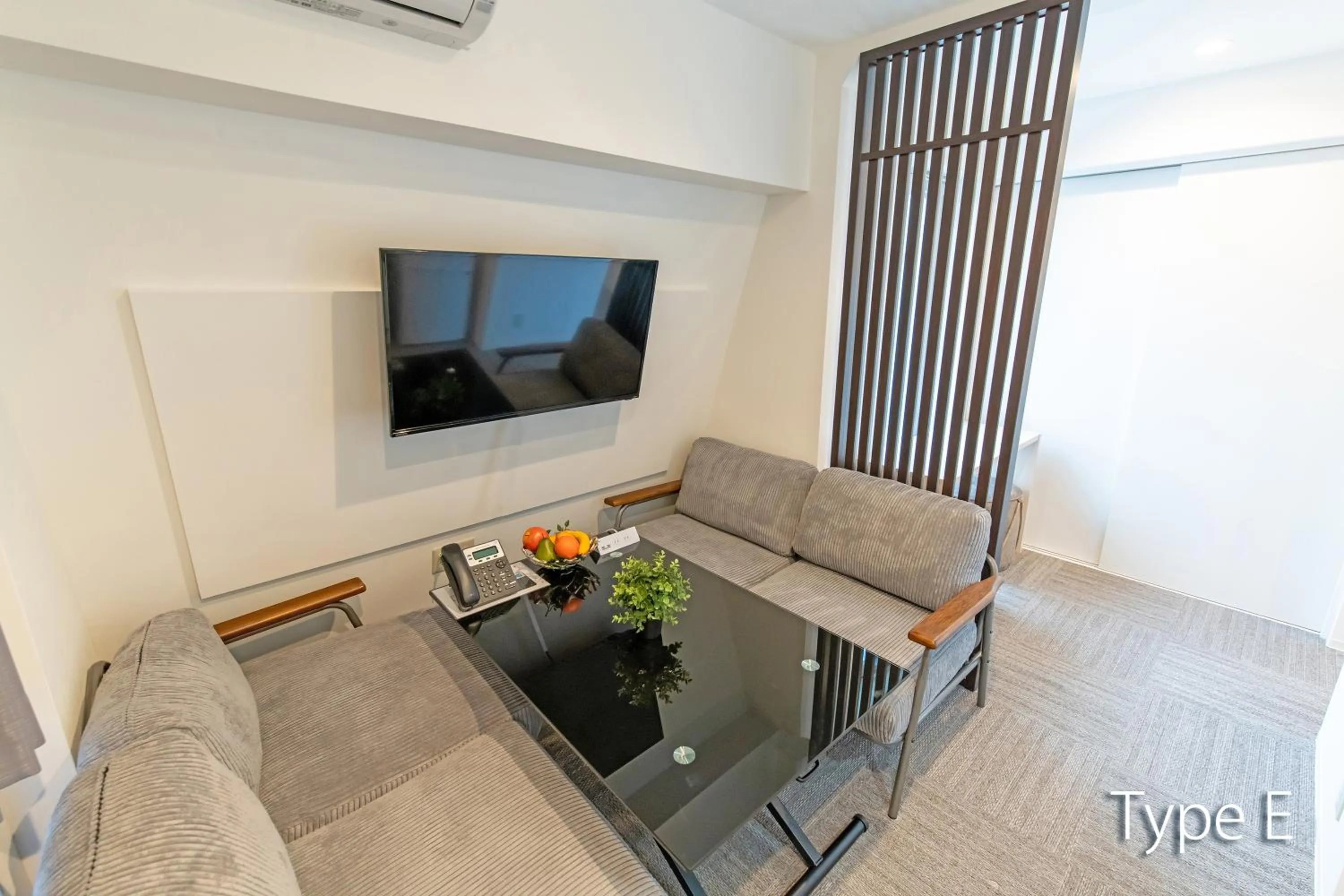 Living room in Hermitage Nishi Shinjuku