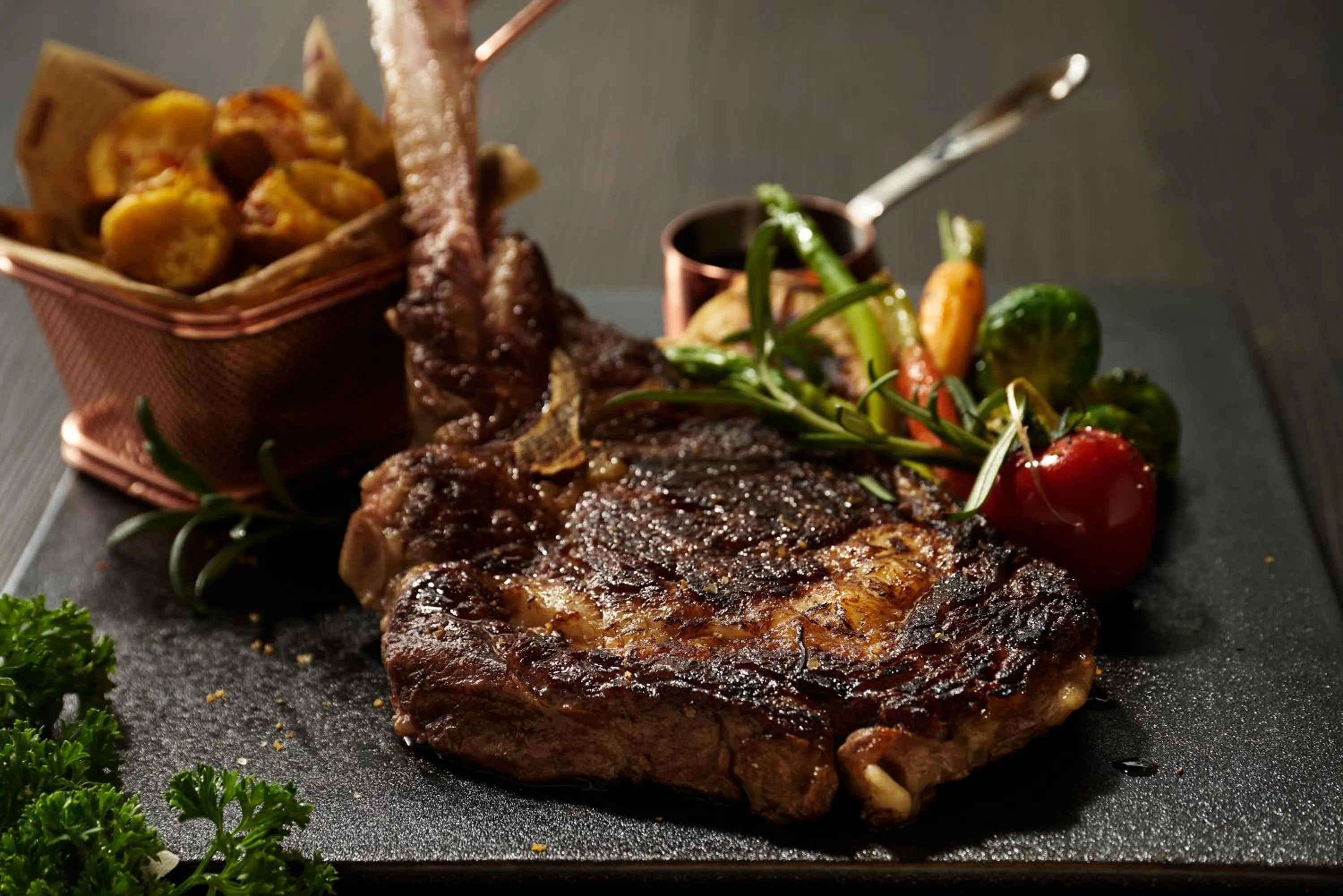 Restaurant/places to eat in Sansa Village Boutique Hotel at Mutianyu Great Wall Adjoin to Mutianyu Great Wall - Room with the View of Great Wall - Jacuzzi with the View of Great Wall - Vehicle Shuttle Service - International Catering - SPA& Nail Beauty Facilities