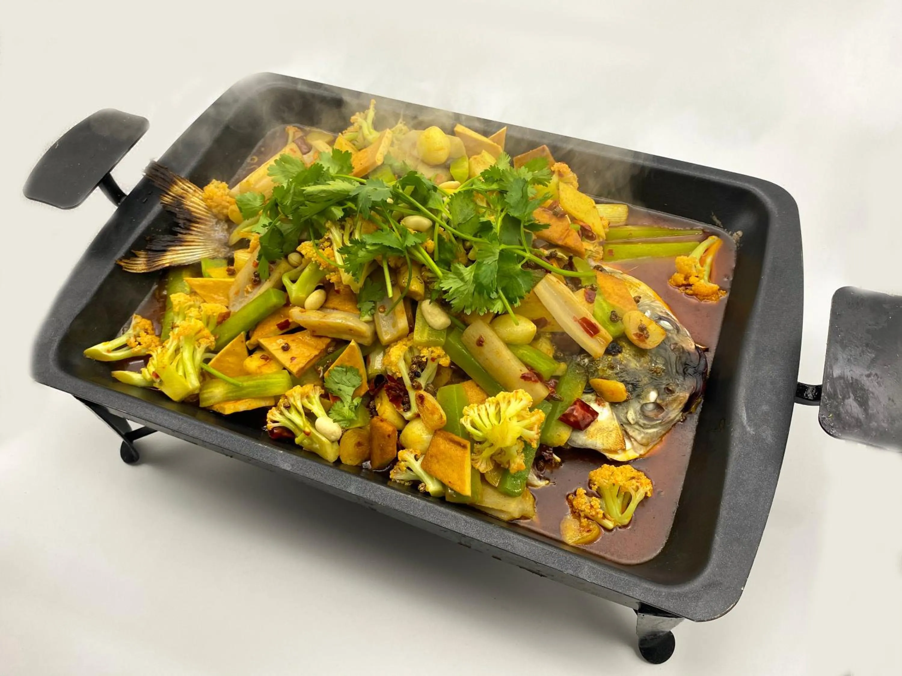 Breakfast in Sansa Village Boutique Hotel at Mutianyu Great Wall Adjoin to Mutianyu Great Wall - Room with the View of Great Wall - Jacuzzi with the View of Great Wall - Vehicle Shuttle Service - International Catering - SPA& Nail Beauty Facilities