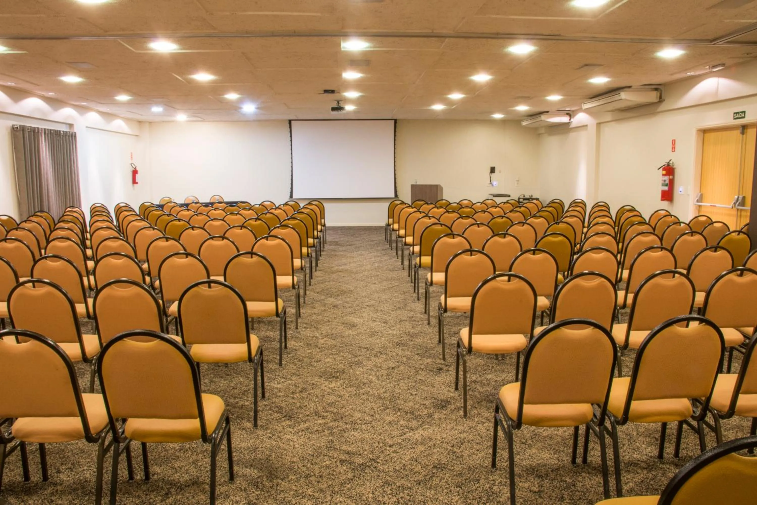 Meeting/conference room in Estoril Hotel