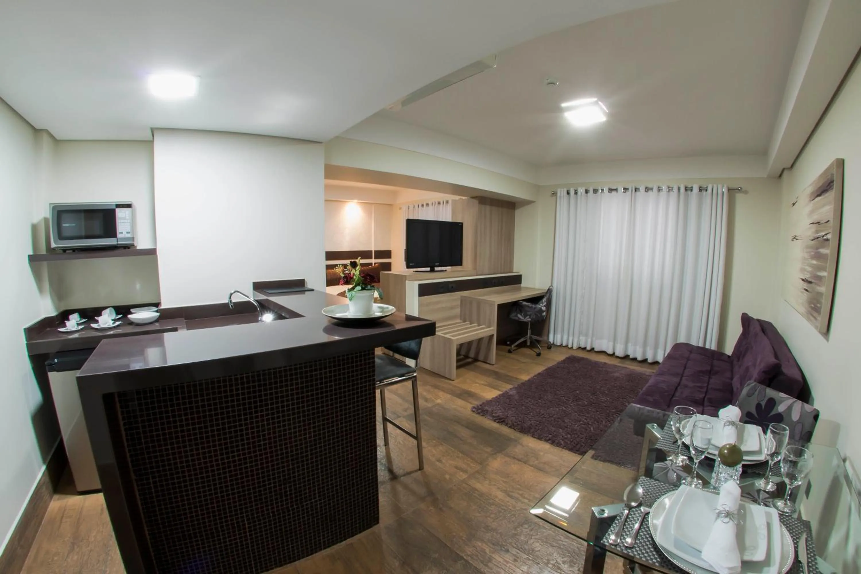 TV and multimedia in Estoril Hotel