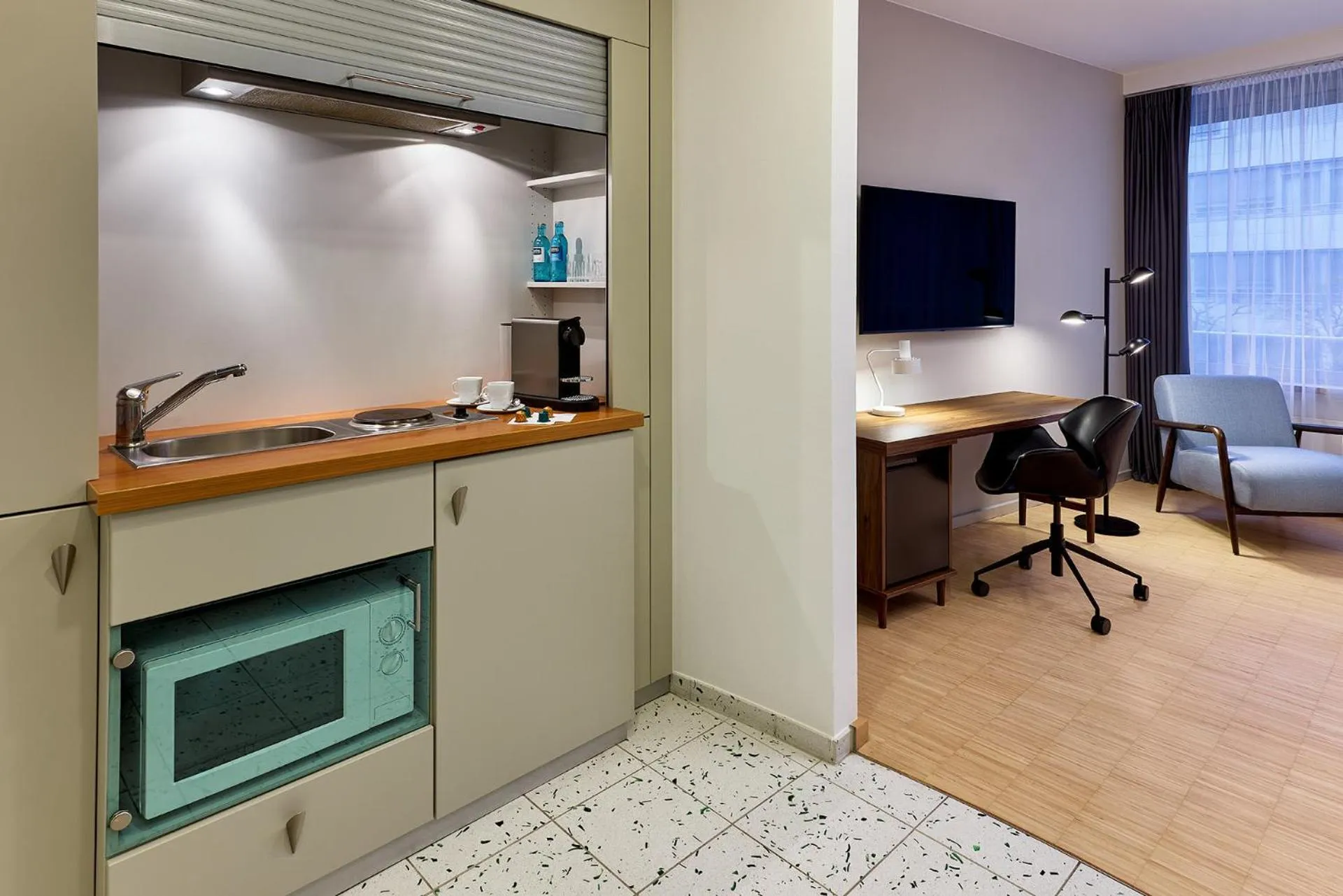 TV and multimedia in Four Points by Sheraton Munich Messe